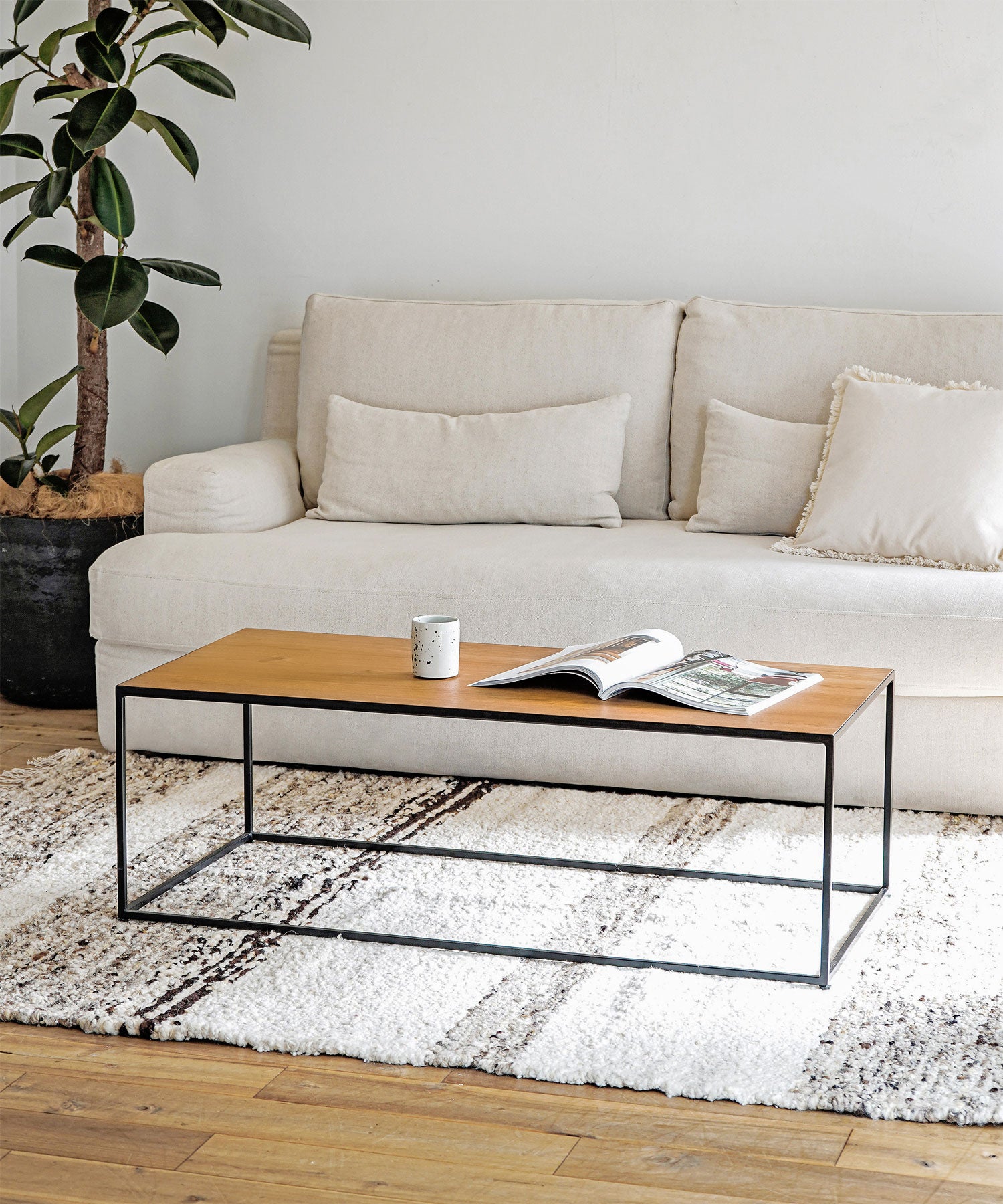 dareels(ダリールズ)ONE TWO COFFEE TABLE|細いアイアンの脚 dareels(ダリールズ)ONE TWO COFFEE TABLE|細いアイアンの脚
