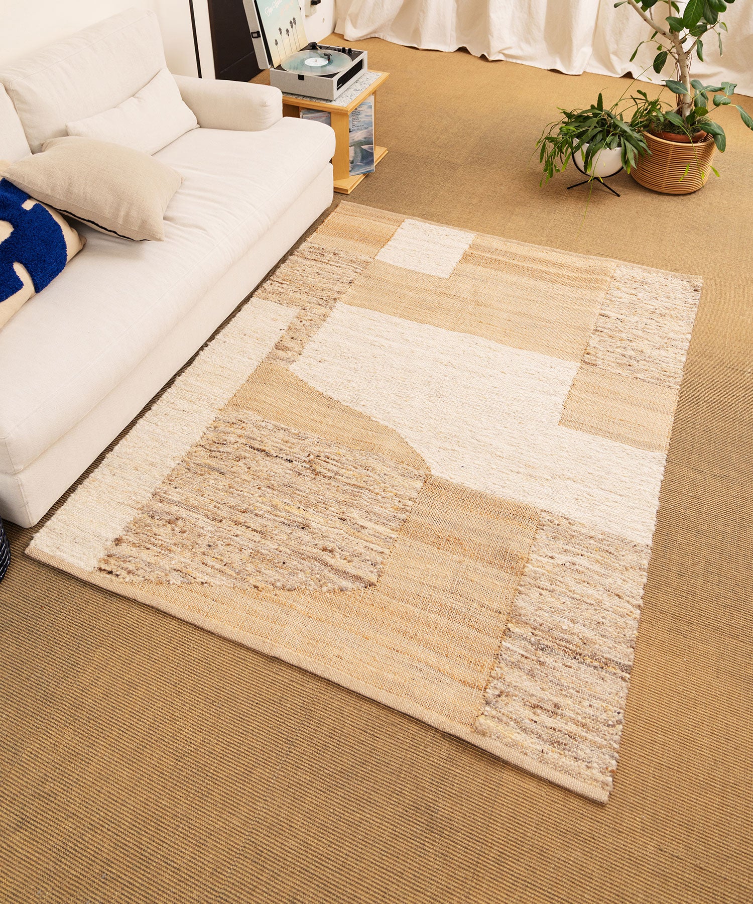 ラグ・カーペット Baluch rug#2 RugRu BURT RUG 1400×2000mm - ウールとヘンプが織りなすナチュラルな