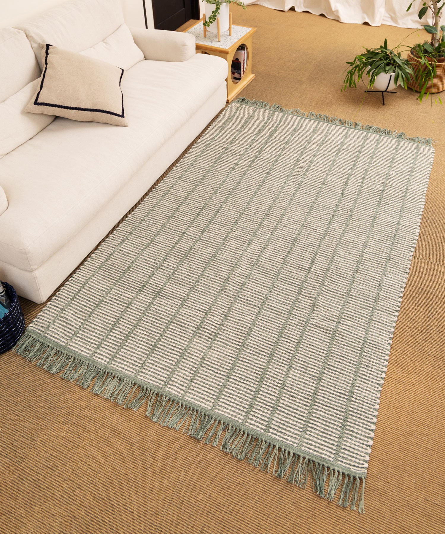 RugRu SCEAN RUG 1400×2000mm - 個性的なカラーで空間を引き立てるラグ