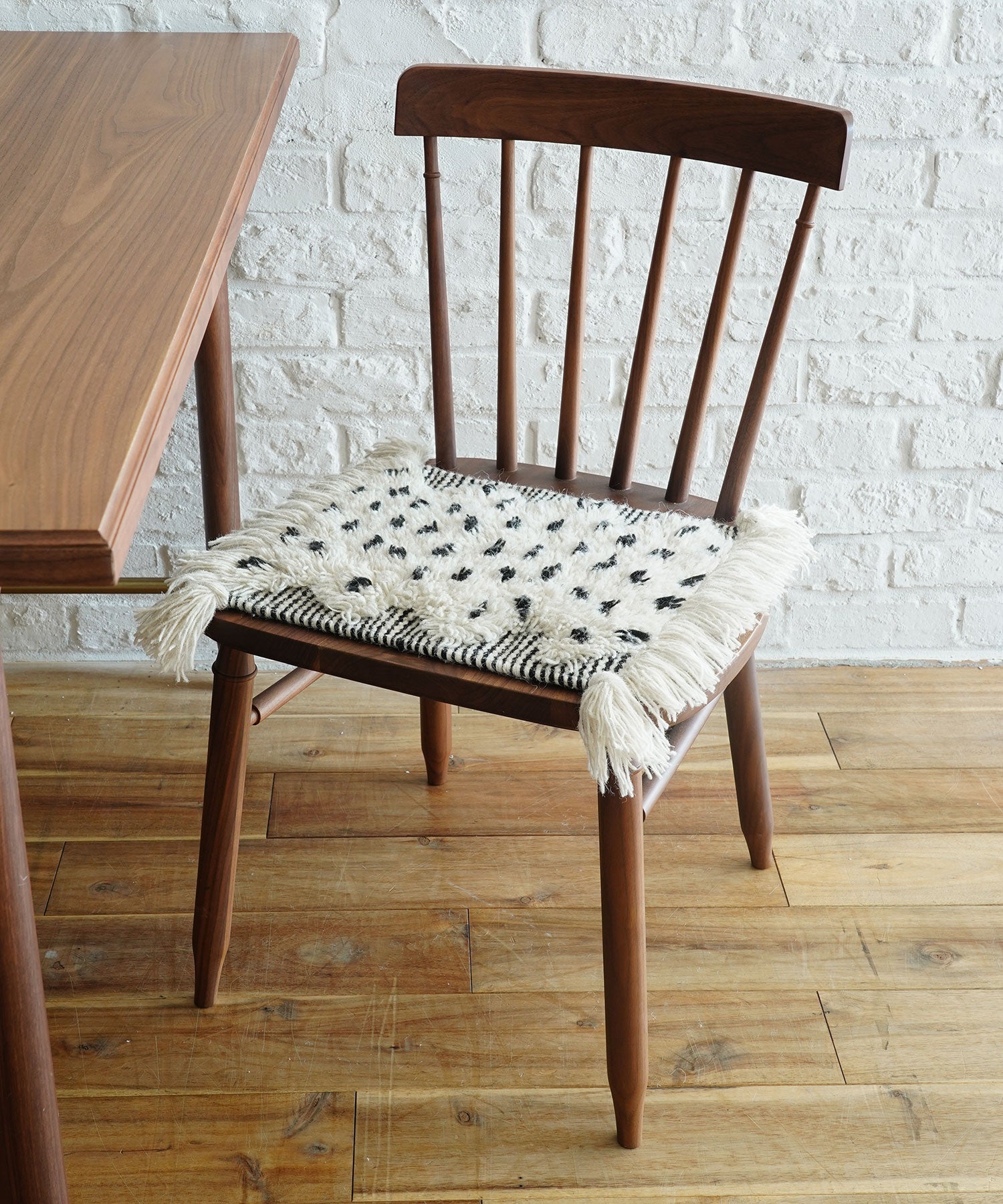 ベニワレン　チェアラグ RugRu / TANIA CHAIR RUG｜ベニワレン風デザインのふんわり