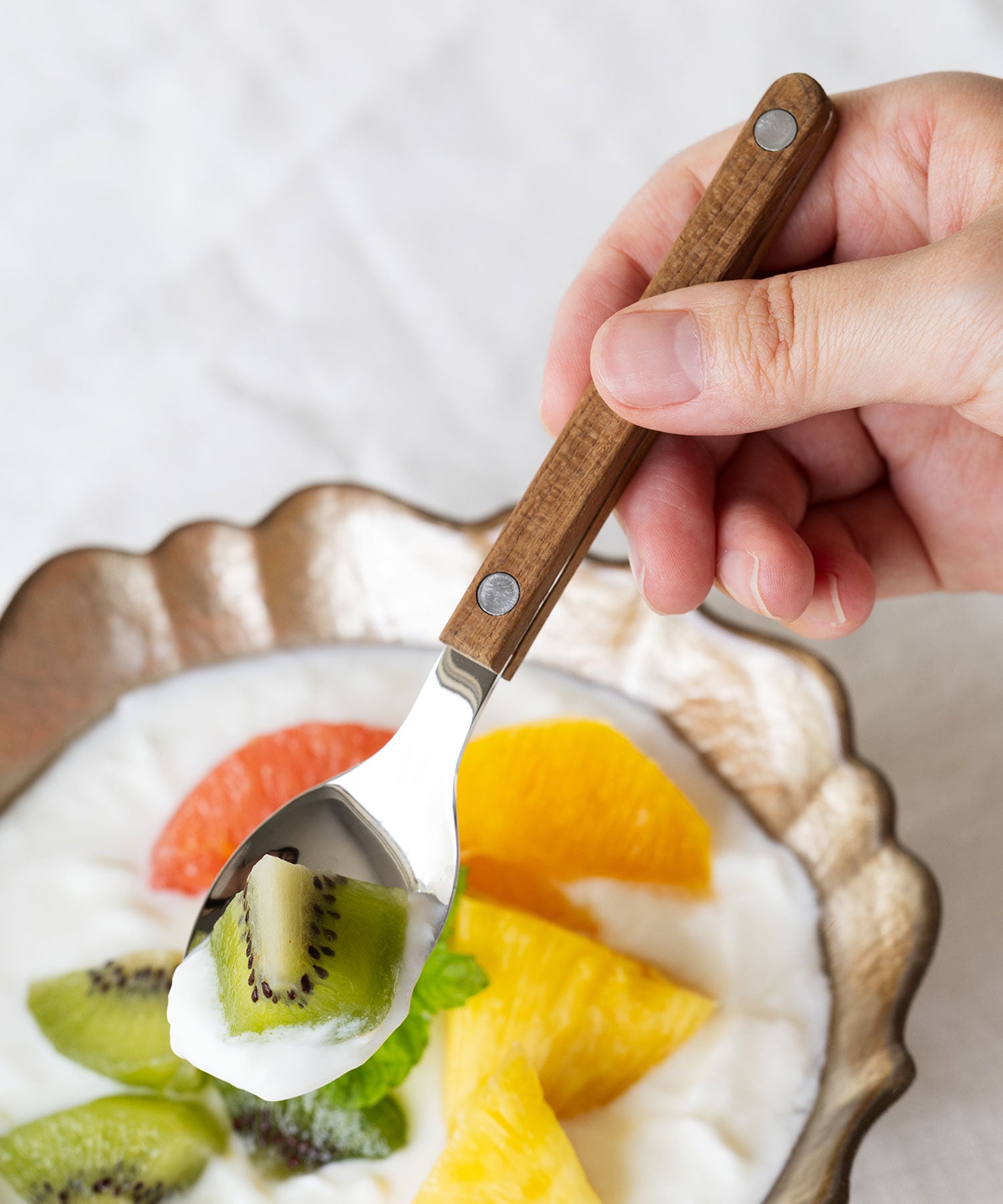 SABRE ティースプーンビストロ チーク - 自然な木目が美しい洗練された