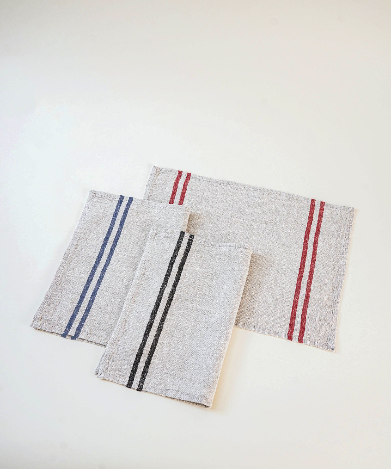 Aqours ランチョンマット Amazon｜ラブライブ！サンシャイン!! Aqours ランチマット