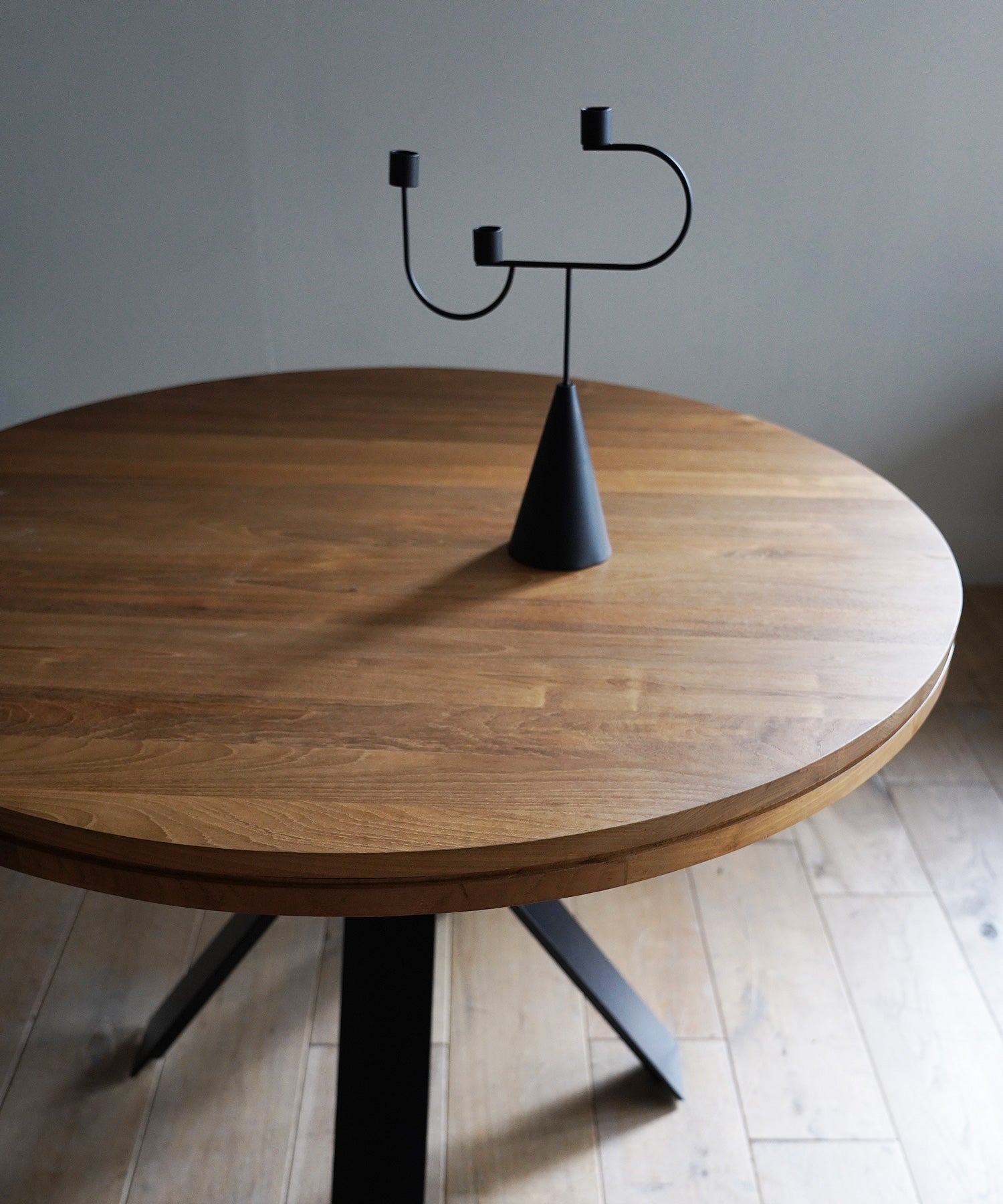 NEW JATI CIRCLE 1100 DINING TABLE