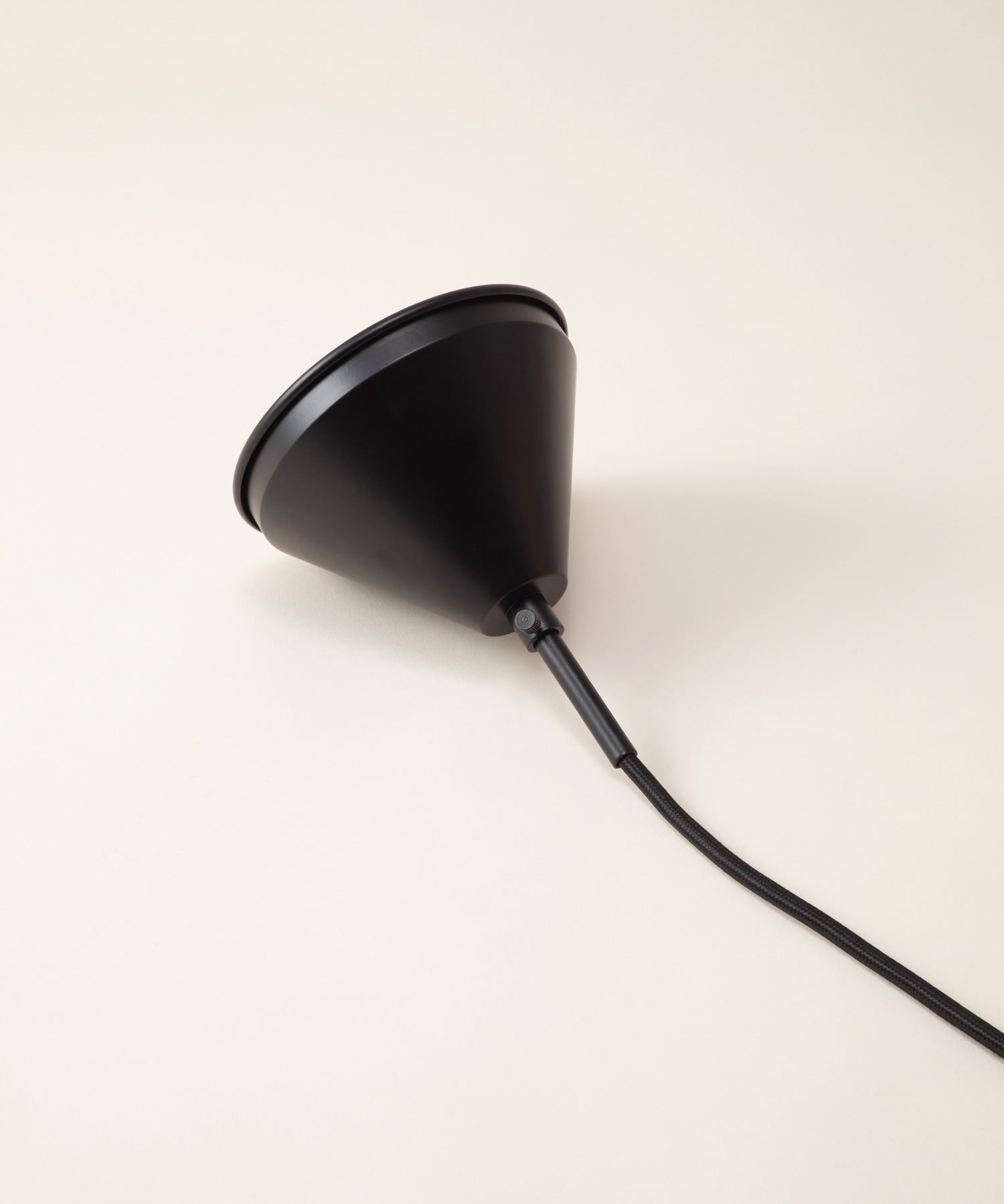 HEMMING PENDANT LAMP