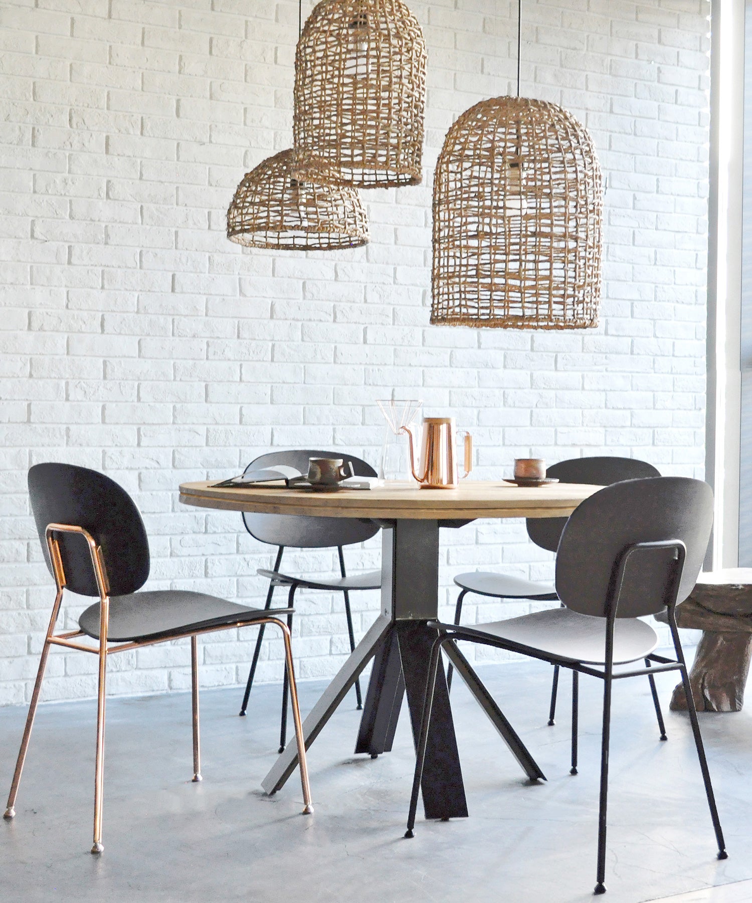 NEW JATI CIRCLE 1100 DINING TABLE