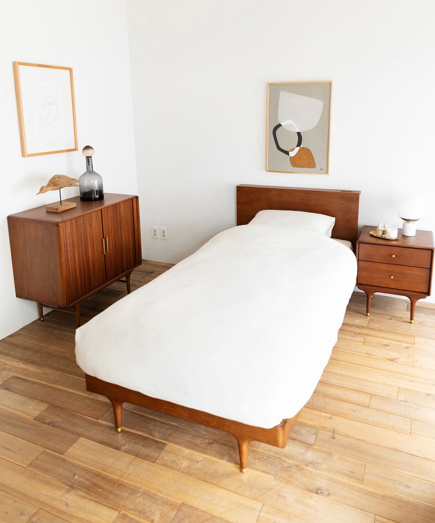 【予約・12月中旬入荷予定】JULIE BED FRAME