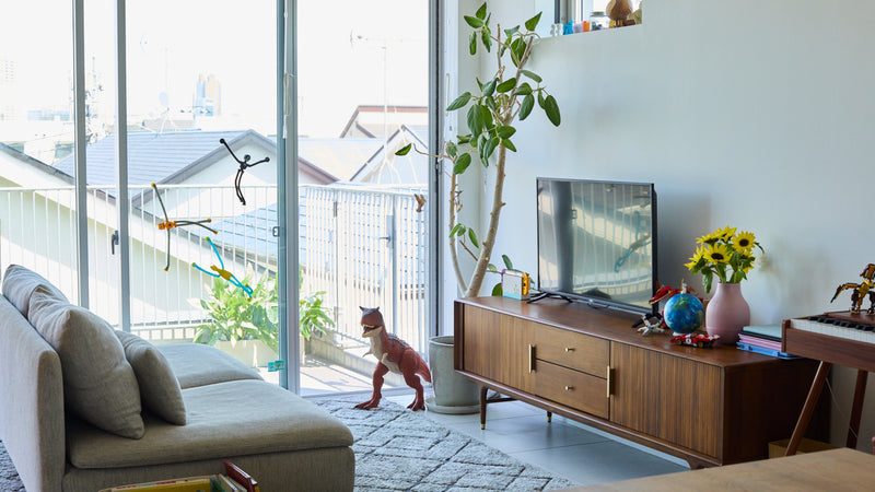 こどもたちの笑顔が溢れるリビング 写真家・嶋本麻利沙さんのお宅へ
