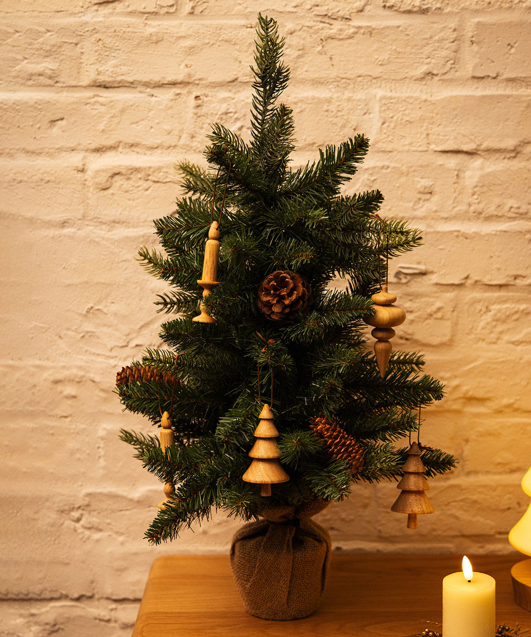 * antique ❀ キュートなオーナメント達と 本物のキャンドル * ツリー antique ❀ キュートなオーナメント達と 本物のキャンドル * ツリー