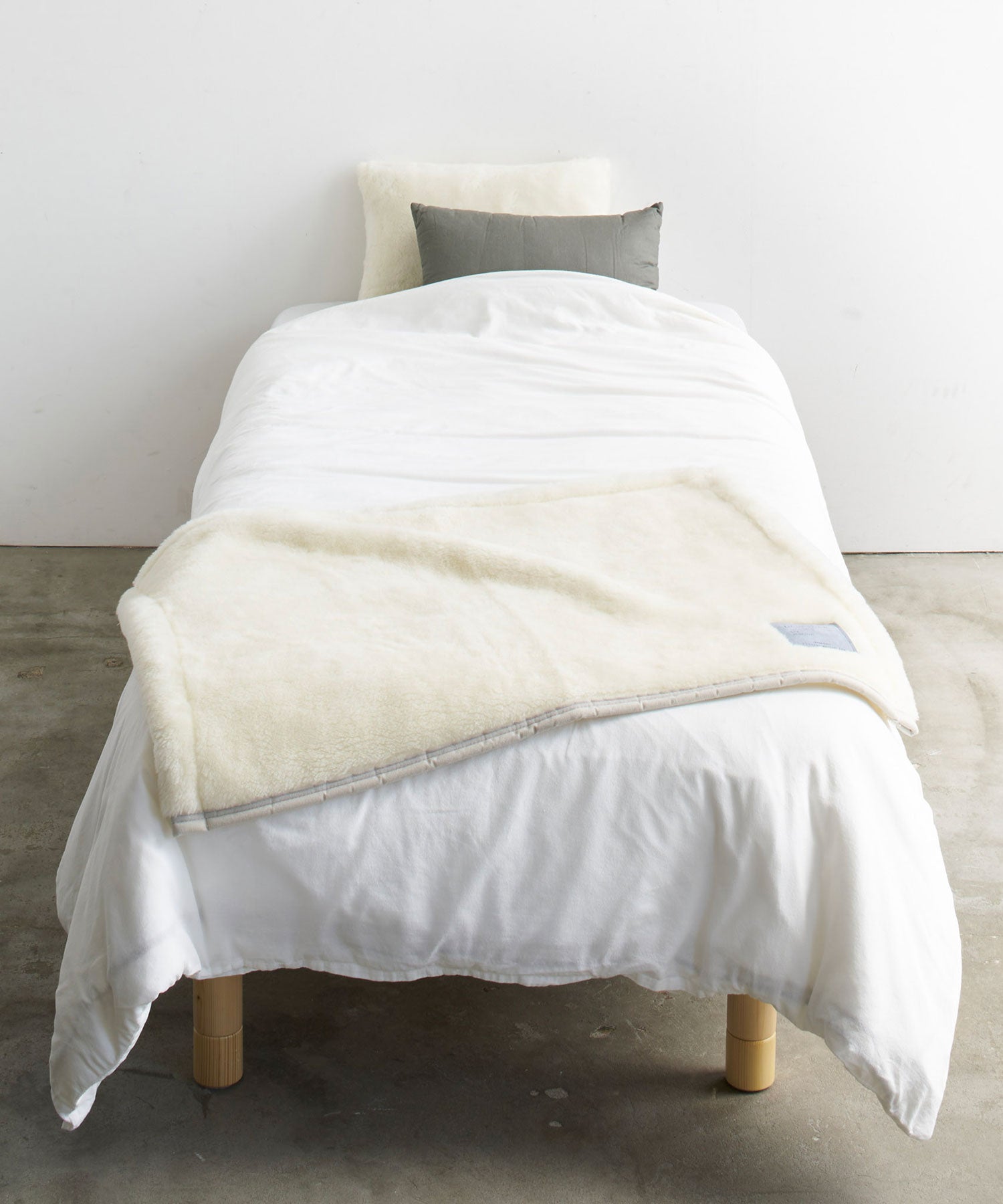 【予約・11月下旬入荷予定】SRNウール ブランケット