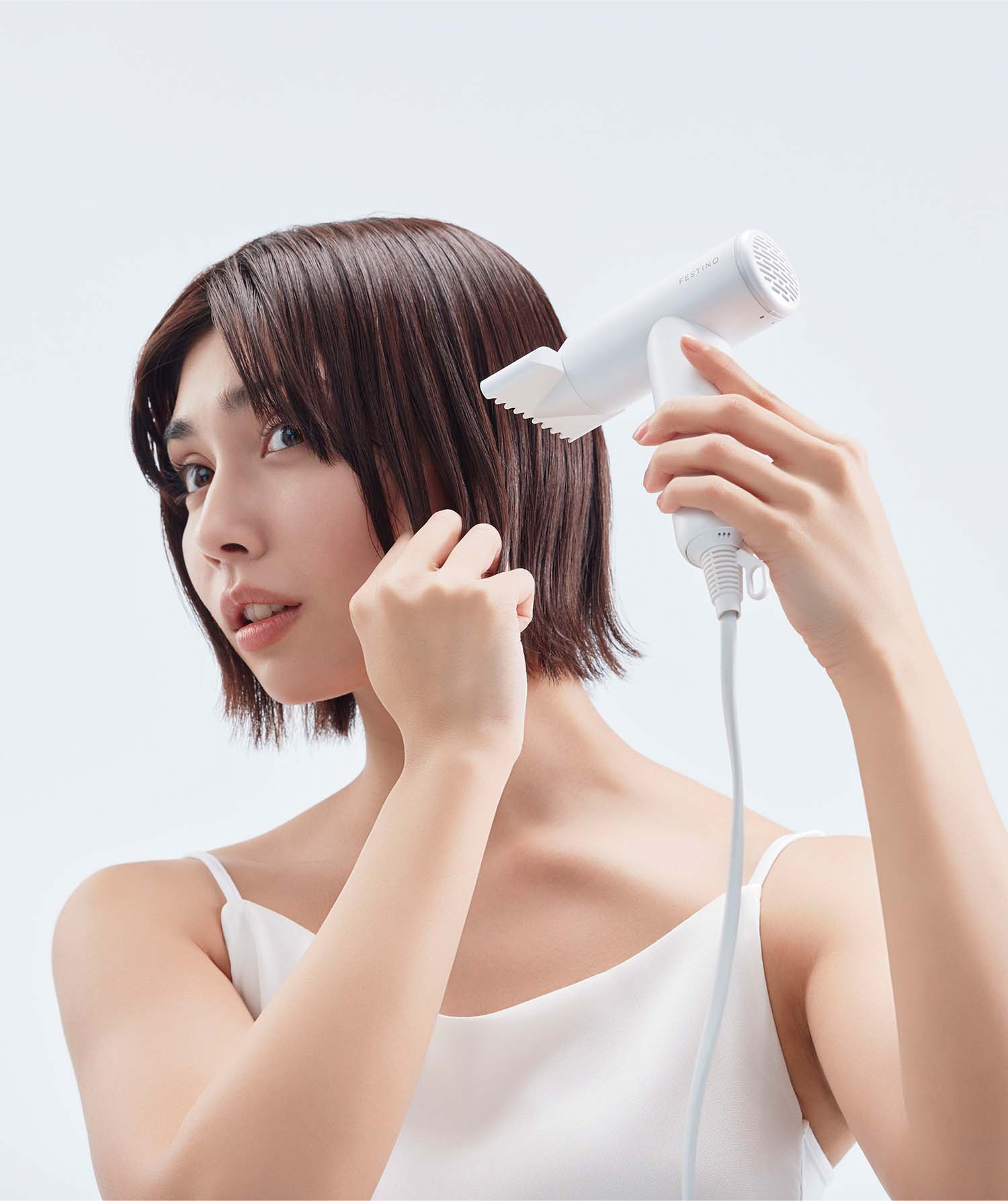 ツヤモイスト ドライヤー LIGHT