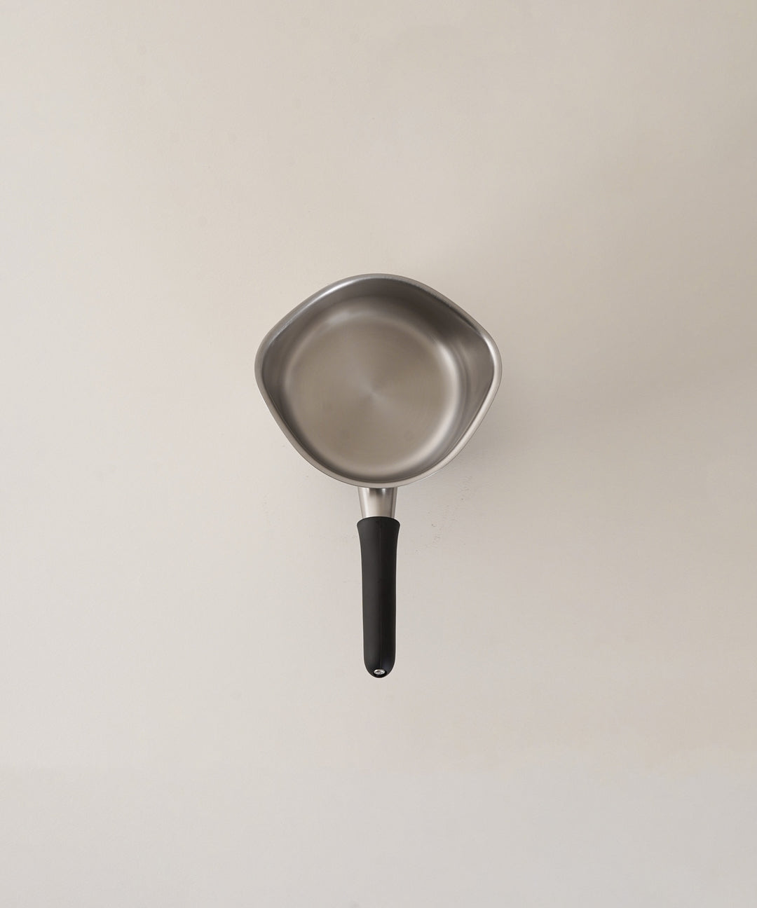 柳宗理 / ミルクパン 16cm つや消し｜注ぎやすさを追求した高性能な