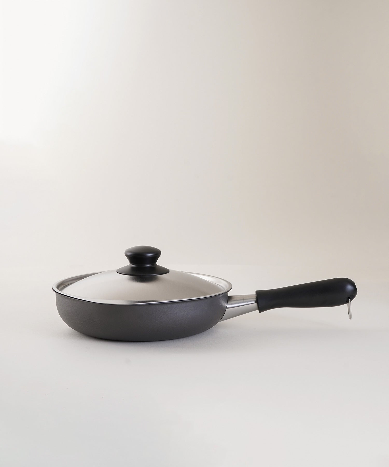 ダブルファイバーライン窒化加工フライパン 蓋付き