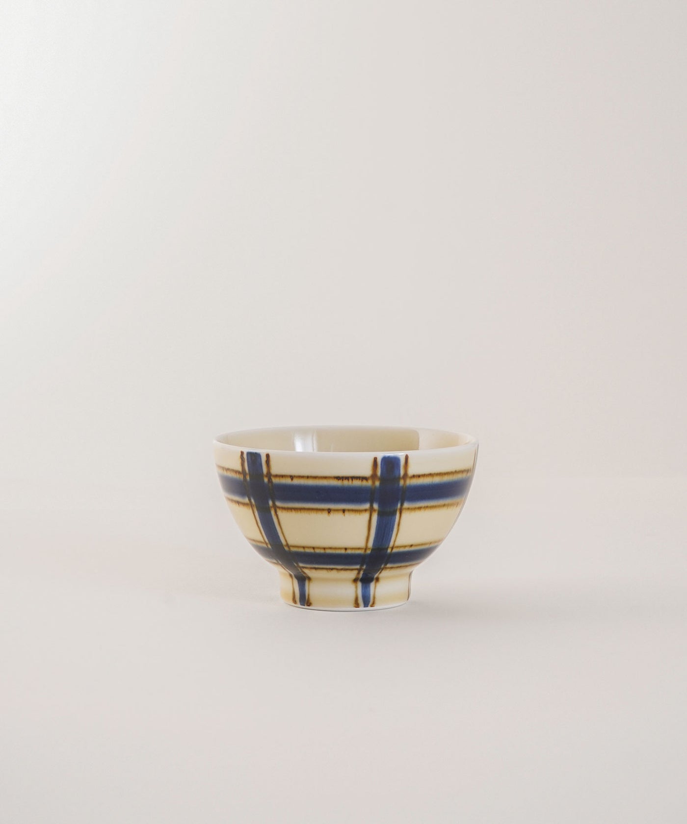 茶碗　色格子 青
