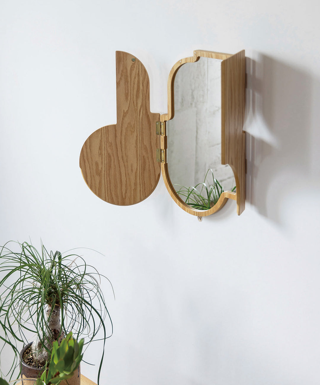 INTERFORM / Sortir ウォールミラー｜アートのように飾れるユニークな