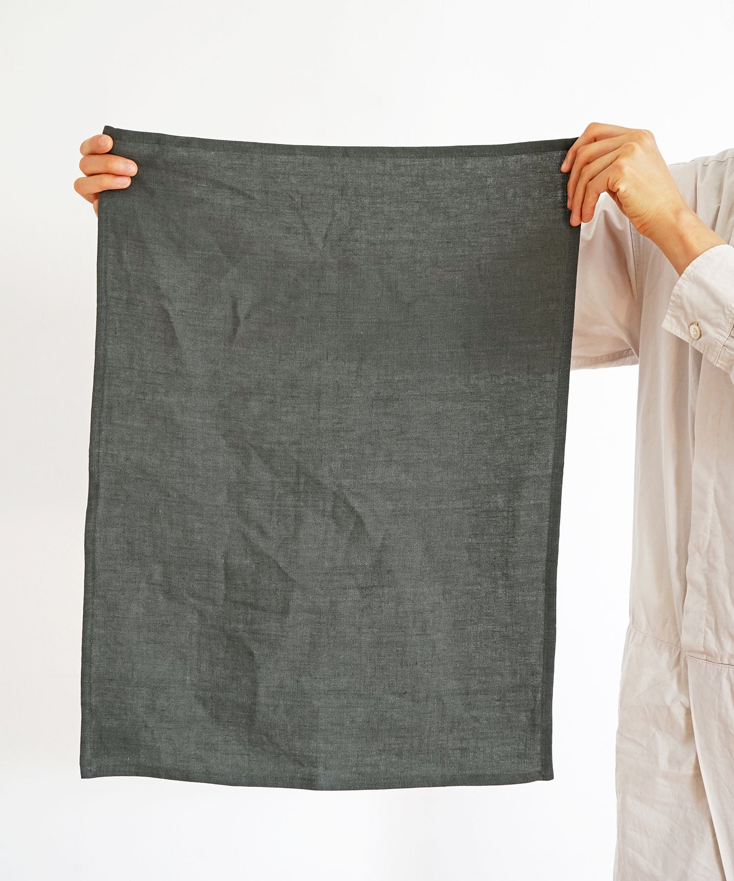 グレイッシュカーキ