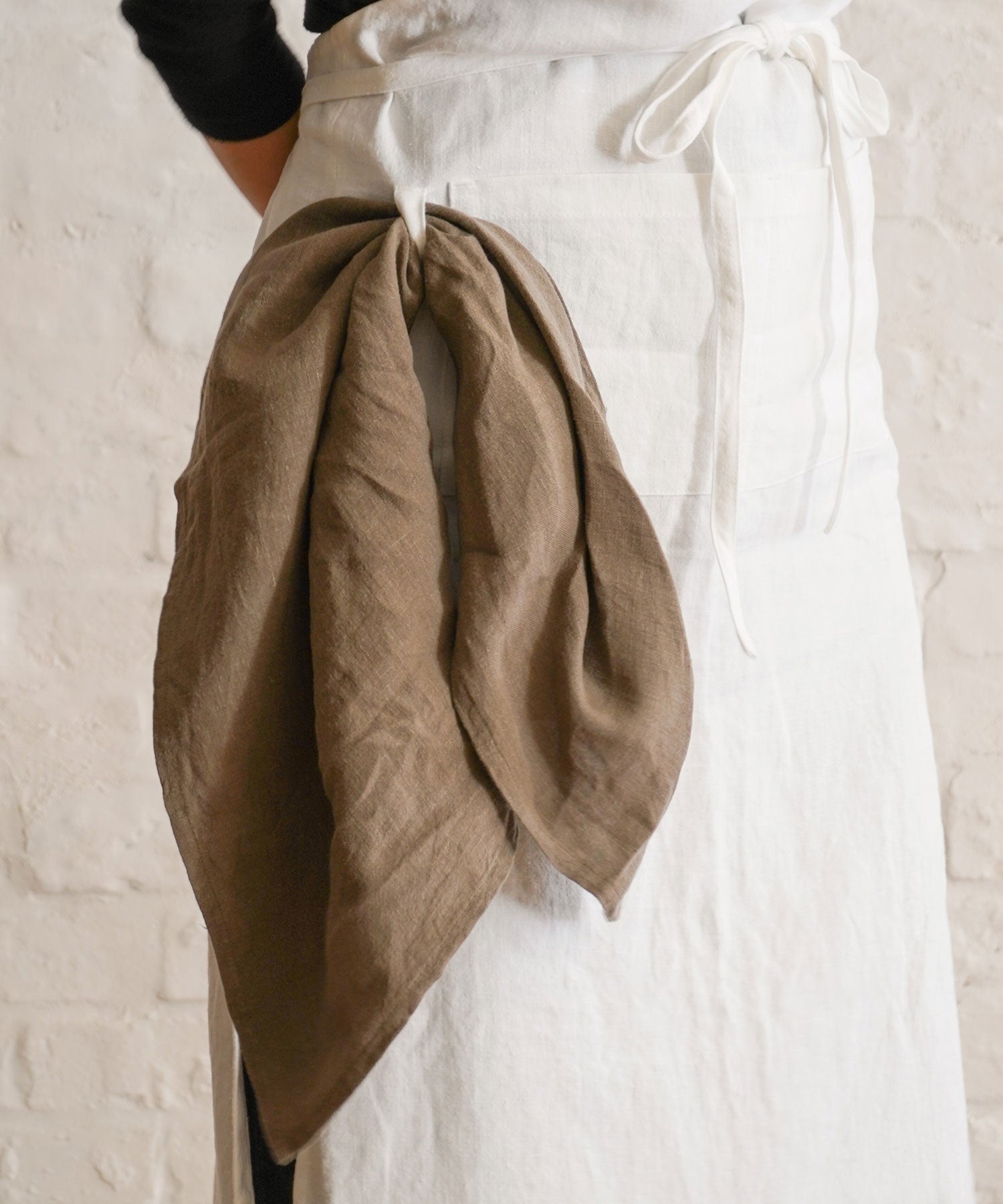 フープにはキッチンクロスをひっかけても便利