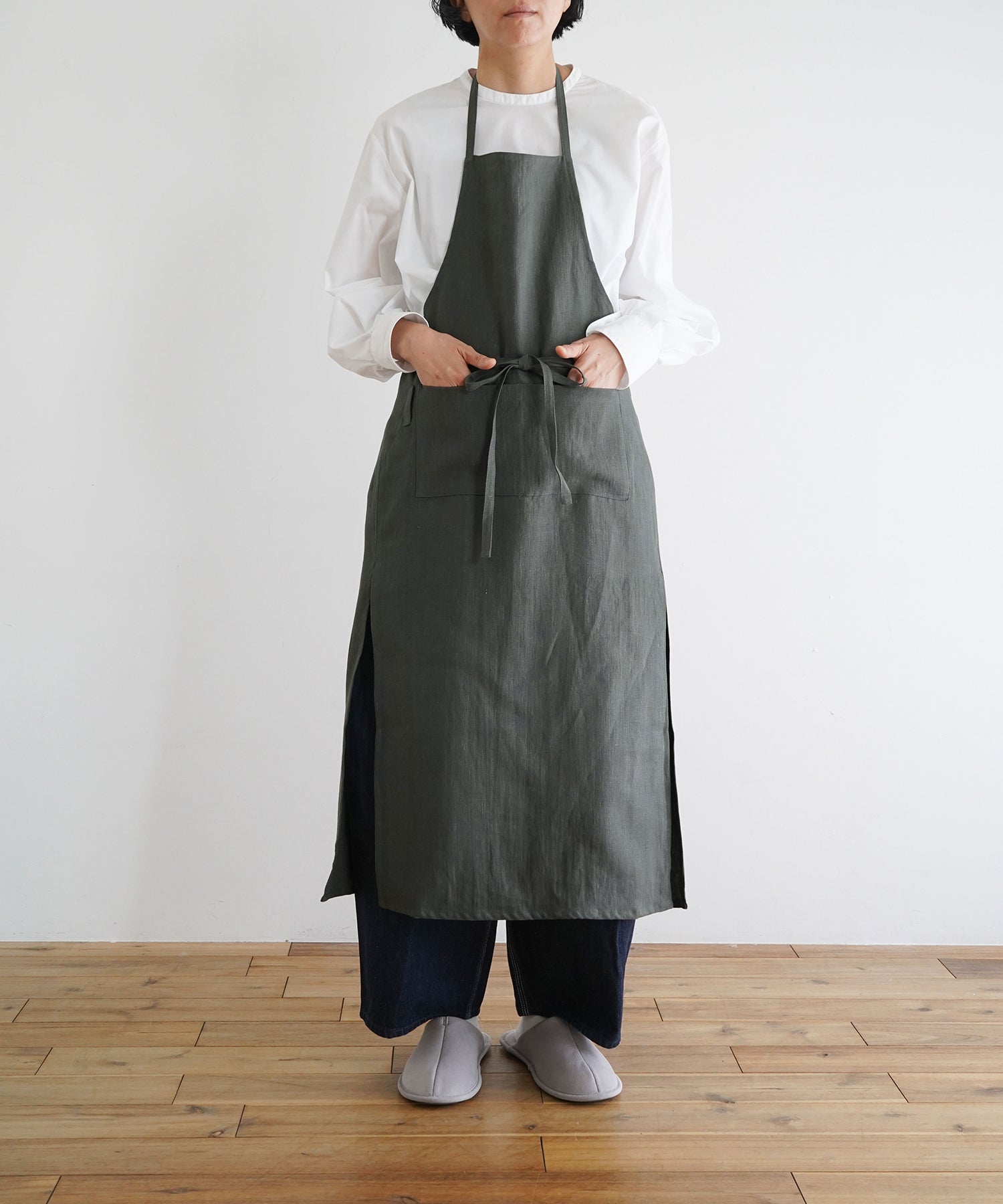 グレイッシュカーキ　モデル身長 168cm