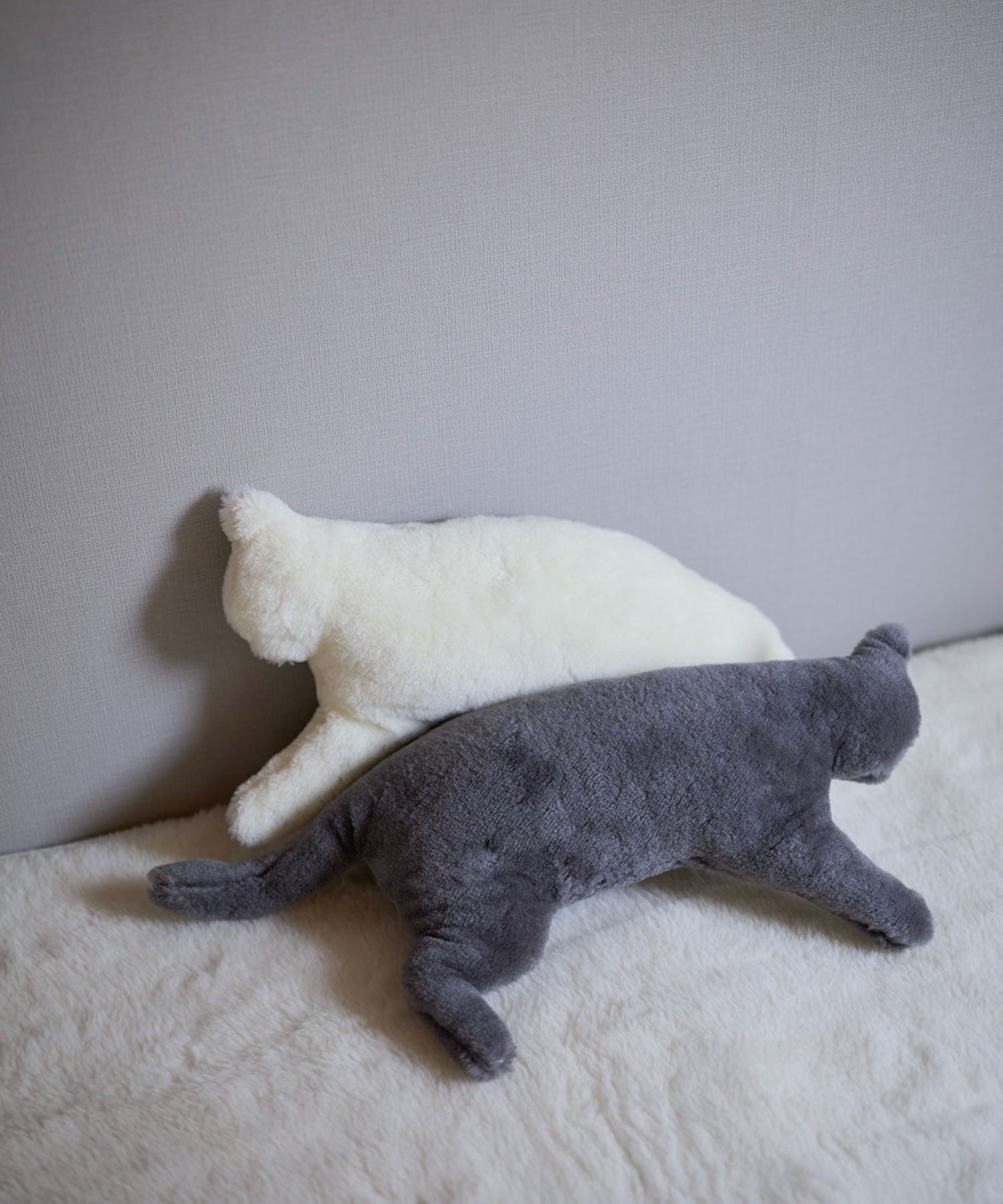 【予約・11月下旬入荷予定】SRNウール 猫抱き枕