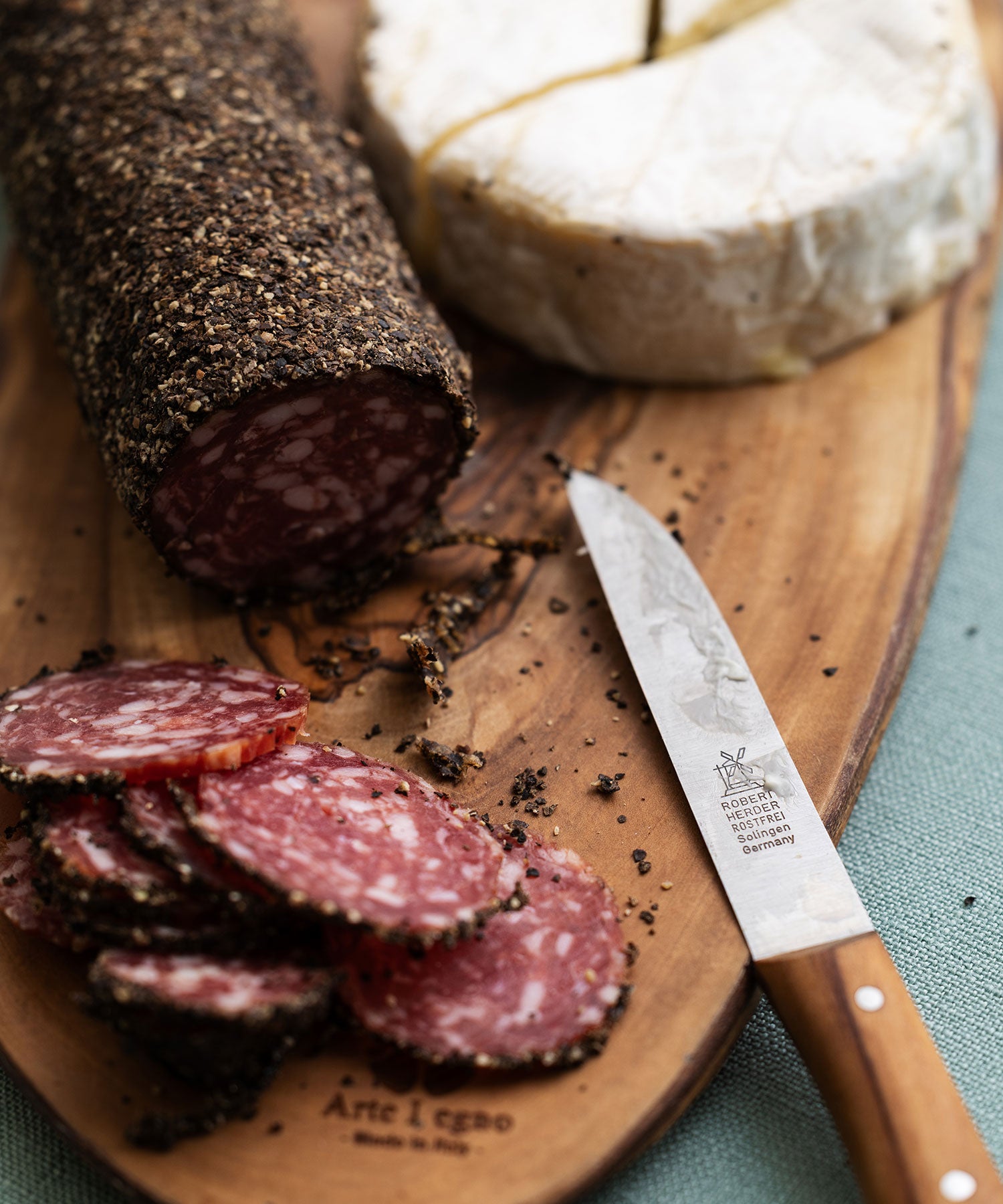 CLASSIC KITCHEN KNIFE