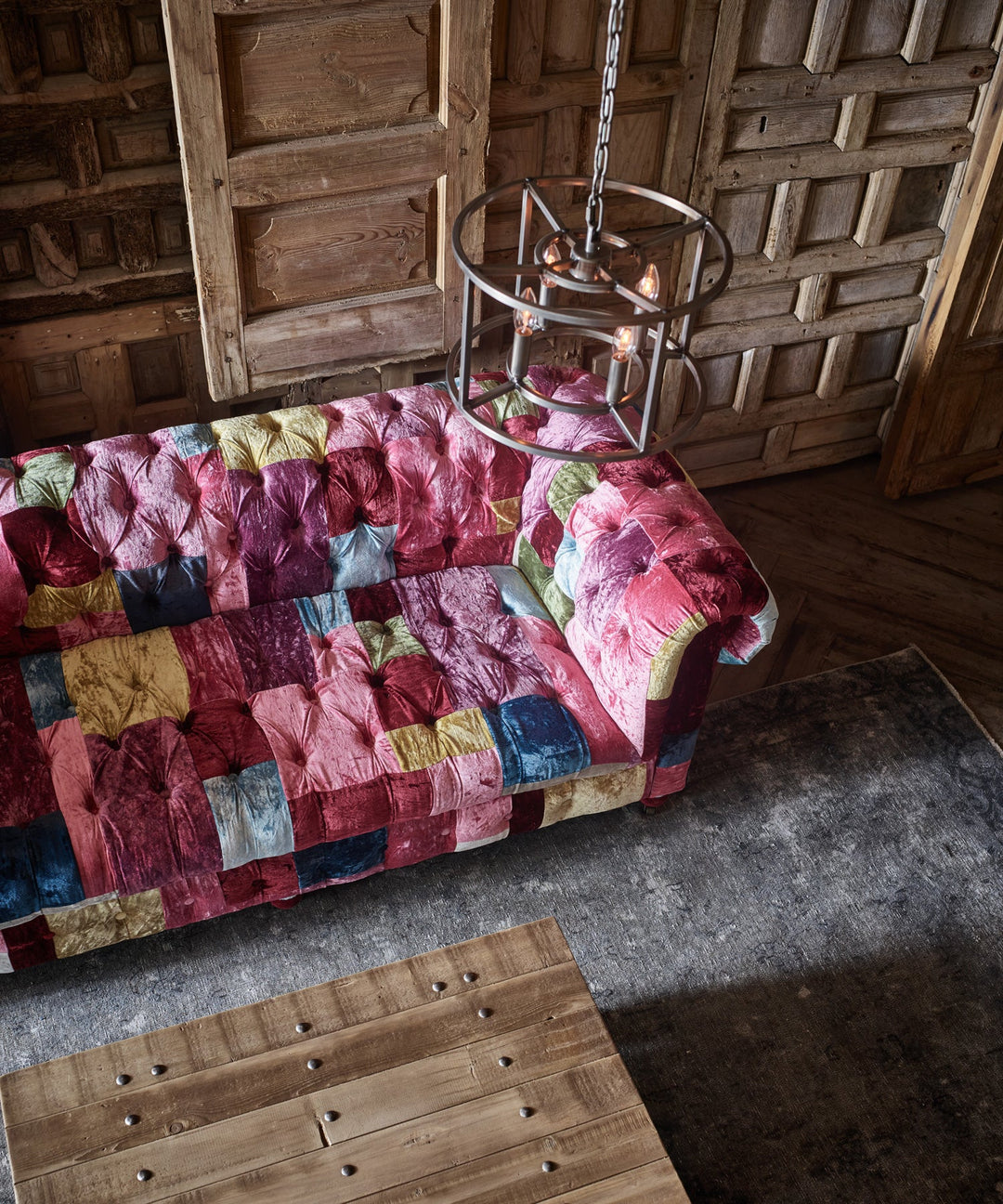 HALO（ハロー）BENSINGTON 2.5P SOFA VELVET PATCHWORK BOHEM｜アンティーク風パッチワークソファ –  TIMELESS COMFORT