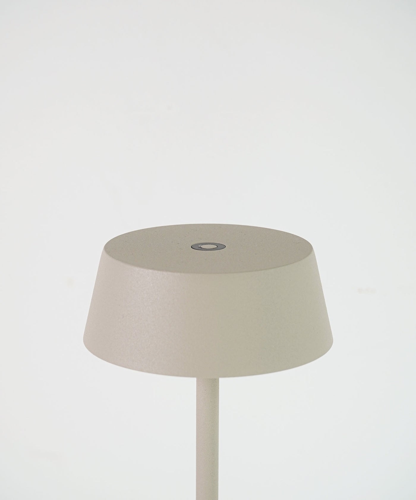 【SELECT】OLIKA CORDLESS LED TABLE LIGHT