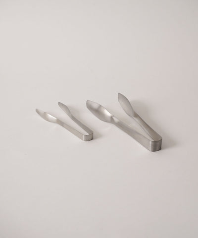 左：薬味トング130<br>右：料理トング175