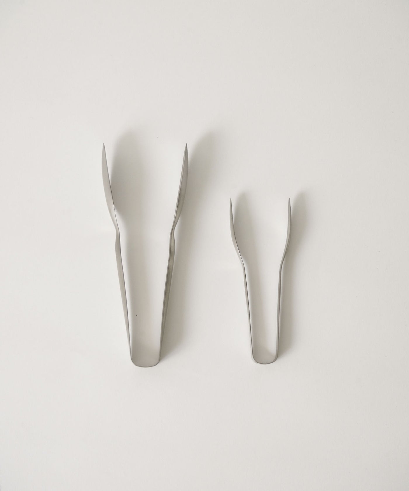 左：料理トング175<br>右：薬味トング130