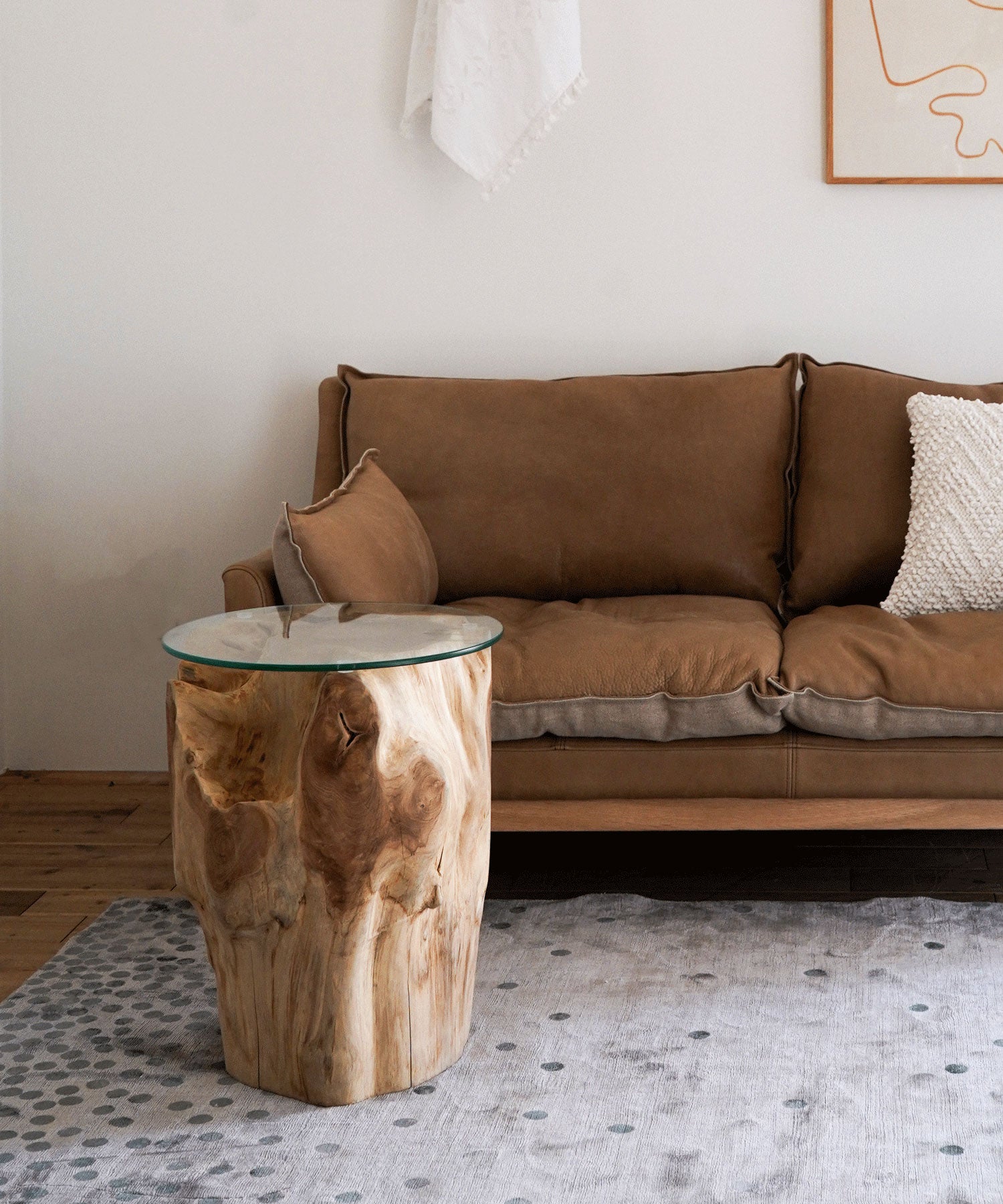 dareels（ダリールズ）】 TOOR SIDE TABLE｜唯一無二の形の