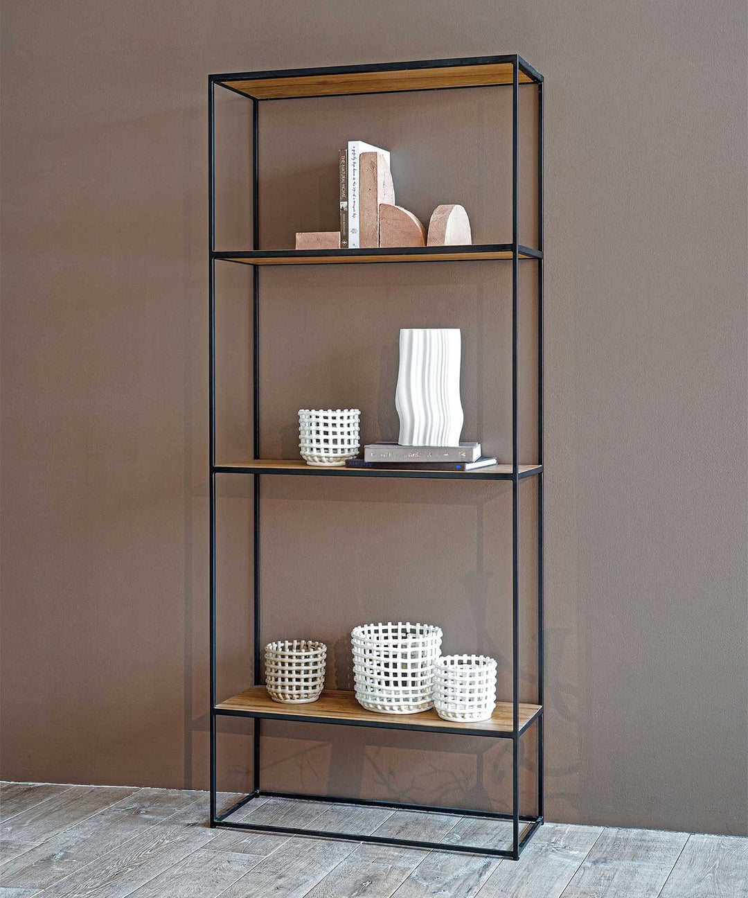TOTEM SHELF – TIMELESS COMFORT