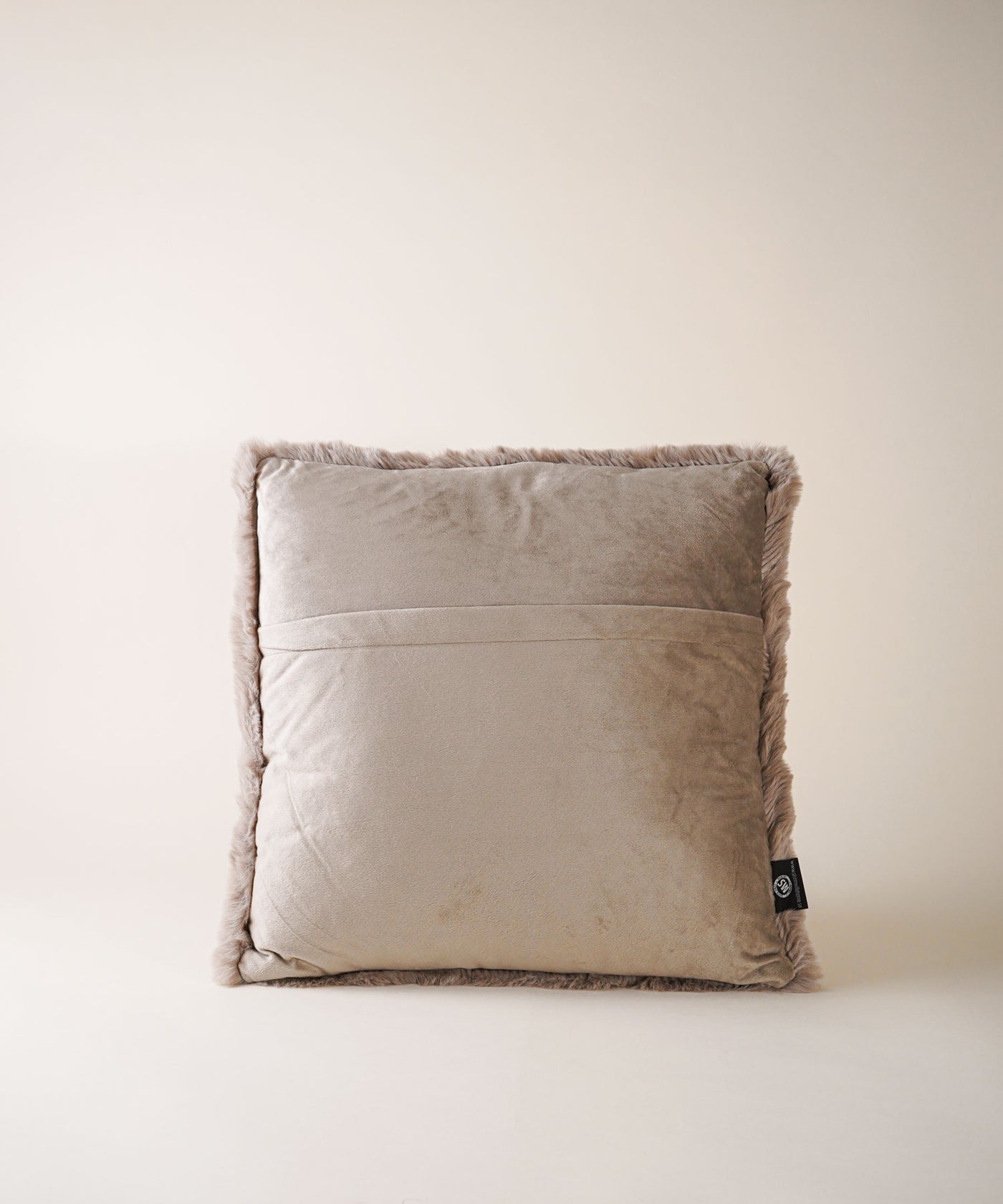 【SELECT】  Fluffy Cushion