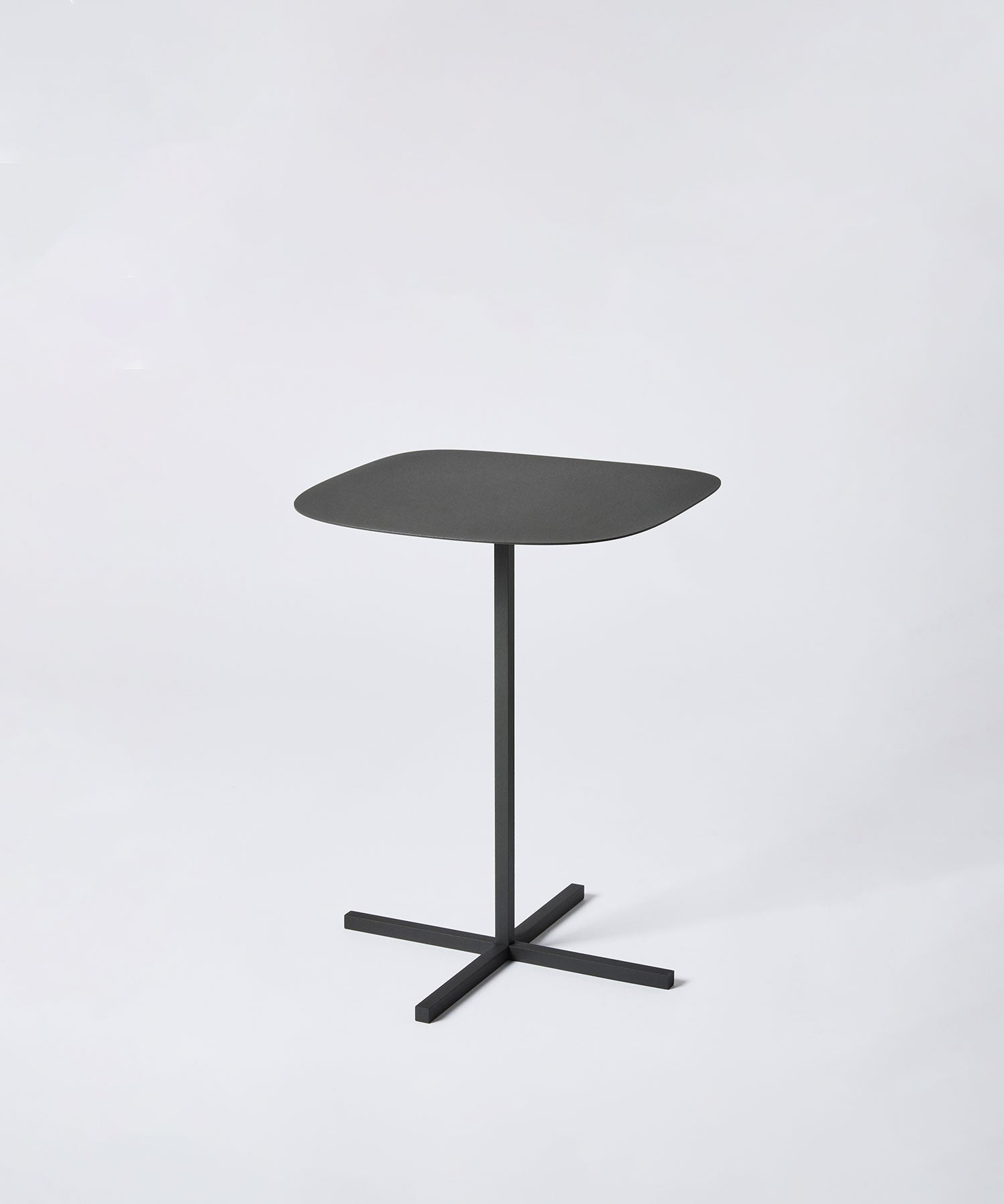SOLID STEEL TABLE