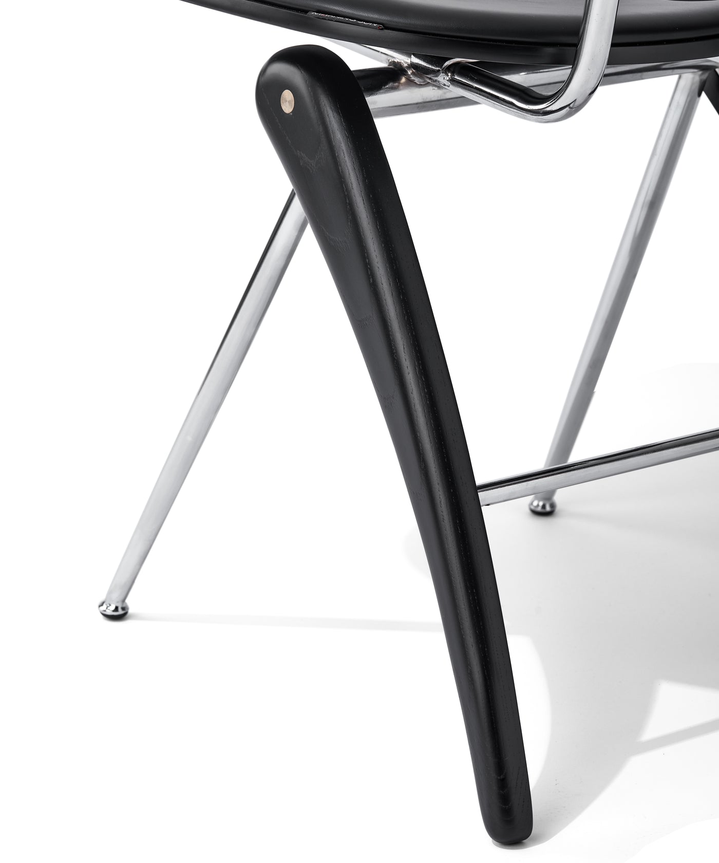 【予約・1月上旬入荷予定】DUO CHAIR BLACK