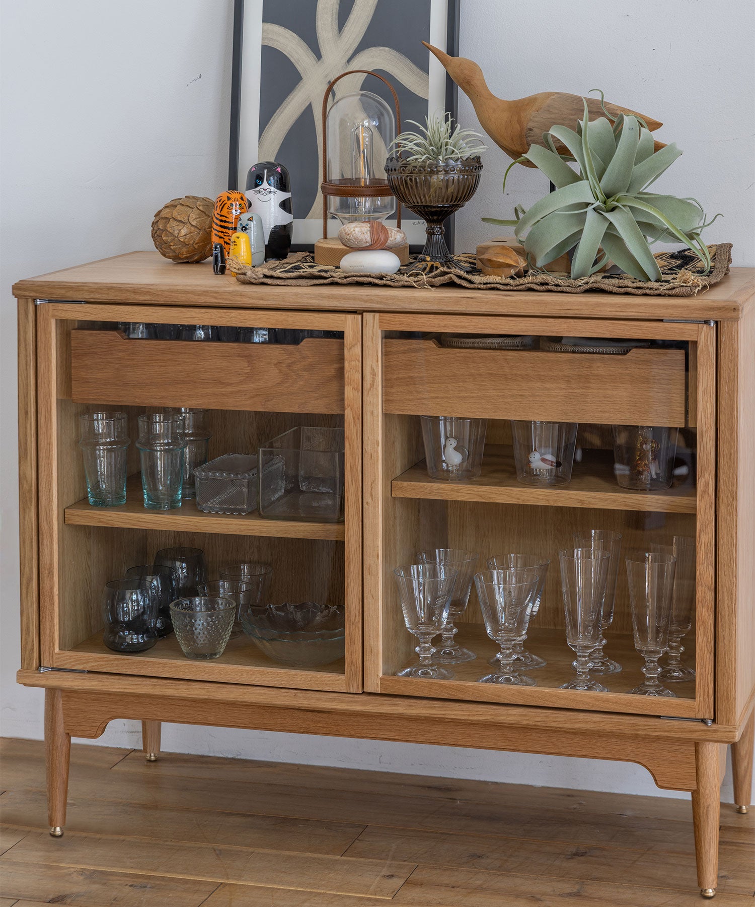 EPI GLASS LOW CABINET