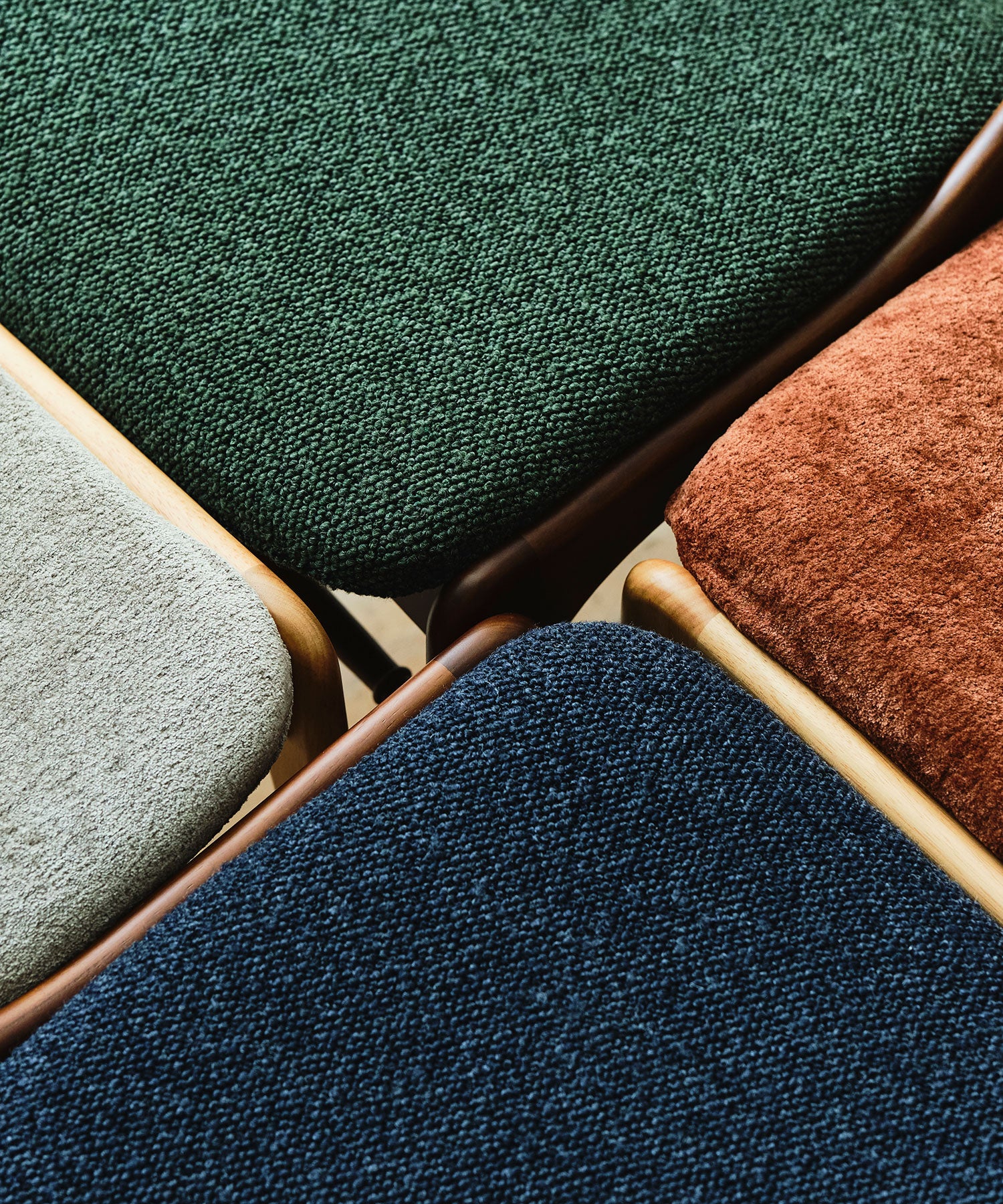 【予約・1月上旬入荷予定】BELTA CHAIR BLACK