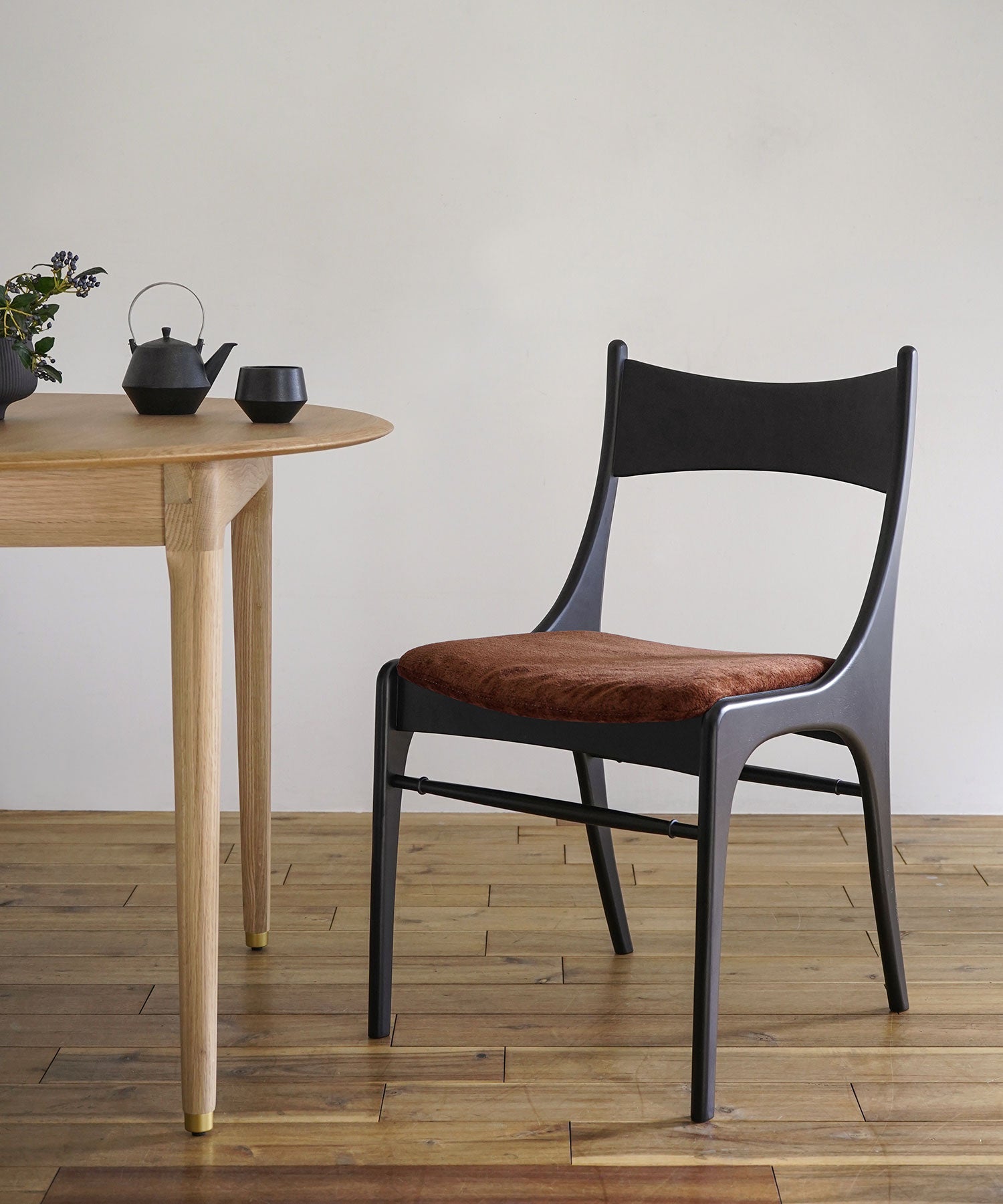 【予約・1月上旬入荷予定】BELTA CHAIR BLACK