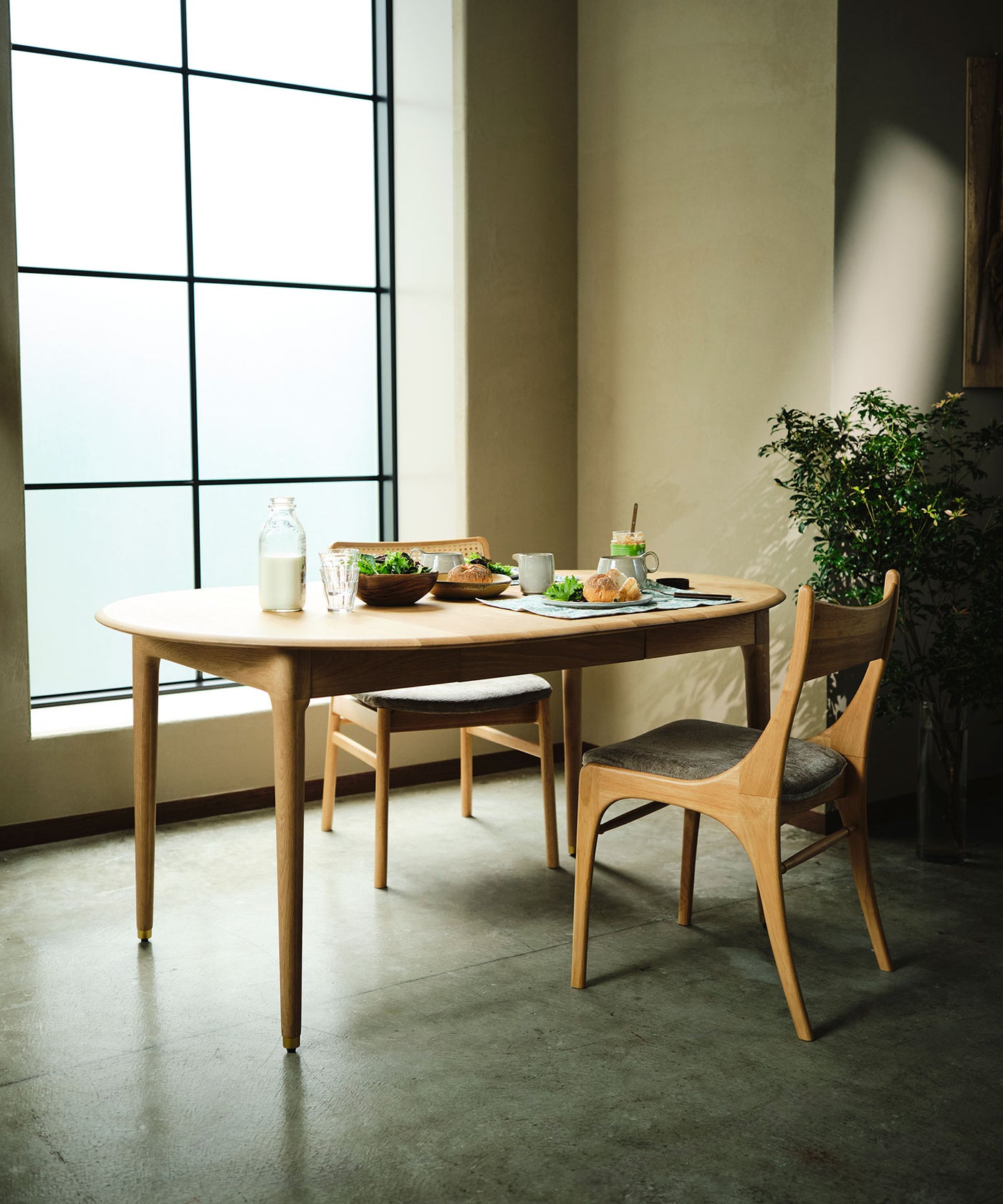 BELTA CHAIR NATURAL