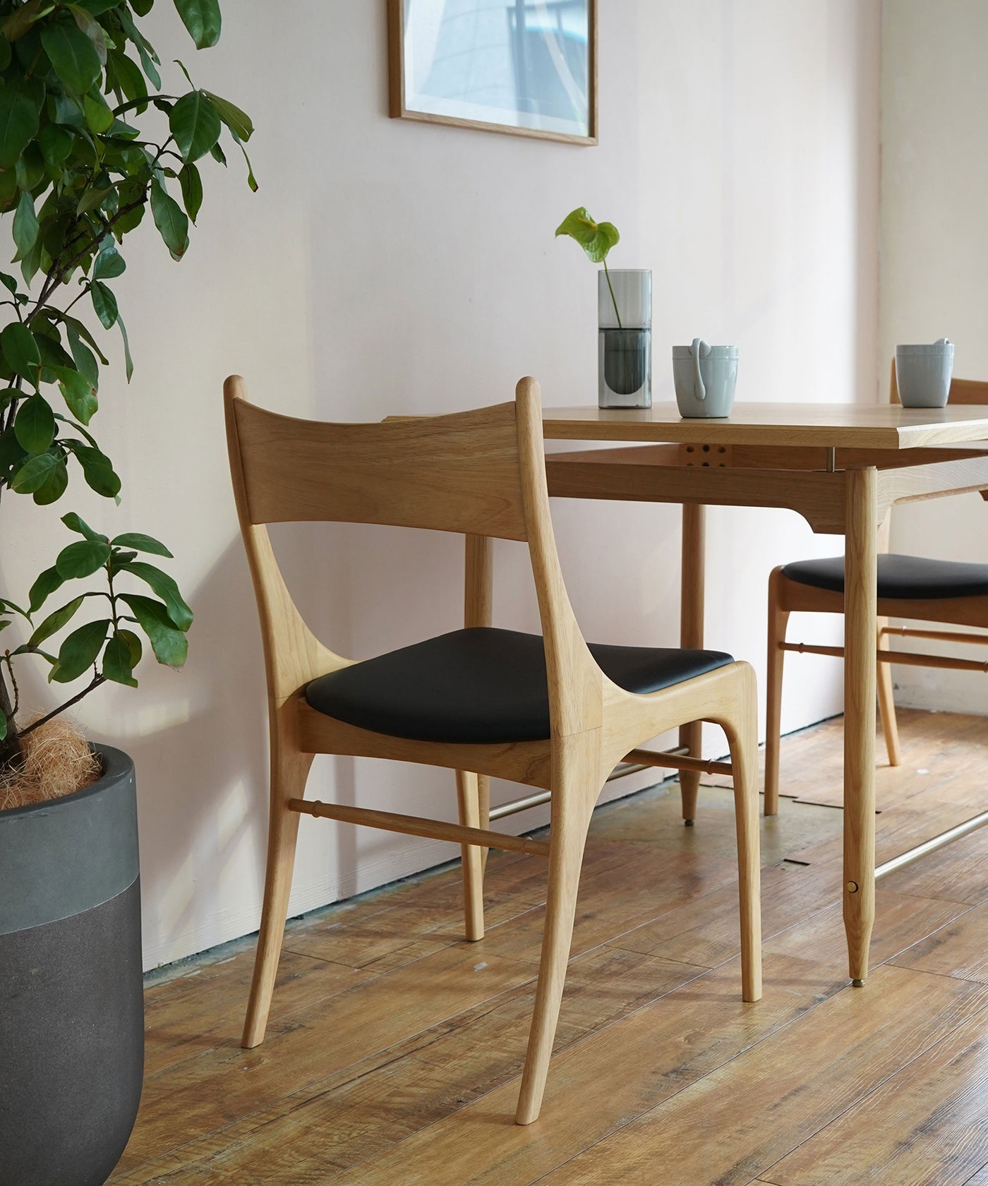 【予約商品・3月下旬入荷予定】BELTA CHAIR NATURAL