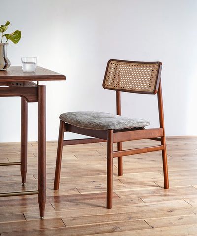 【予約商品・3月下旬入荷予定】CARINA CHAIR BROWN