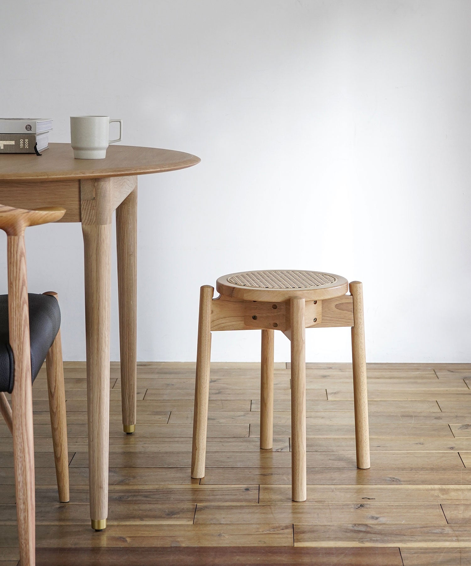 CARINA STOOL