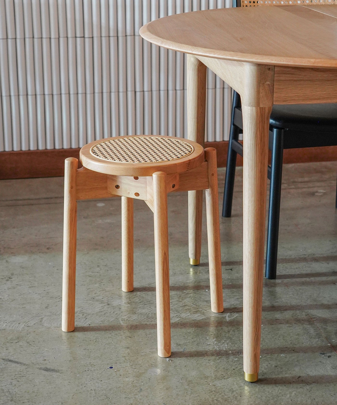 【予約・1月上旬入荷予定】CARINA STOOL
