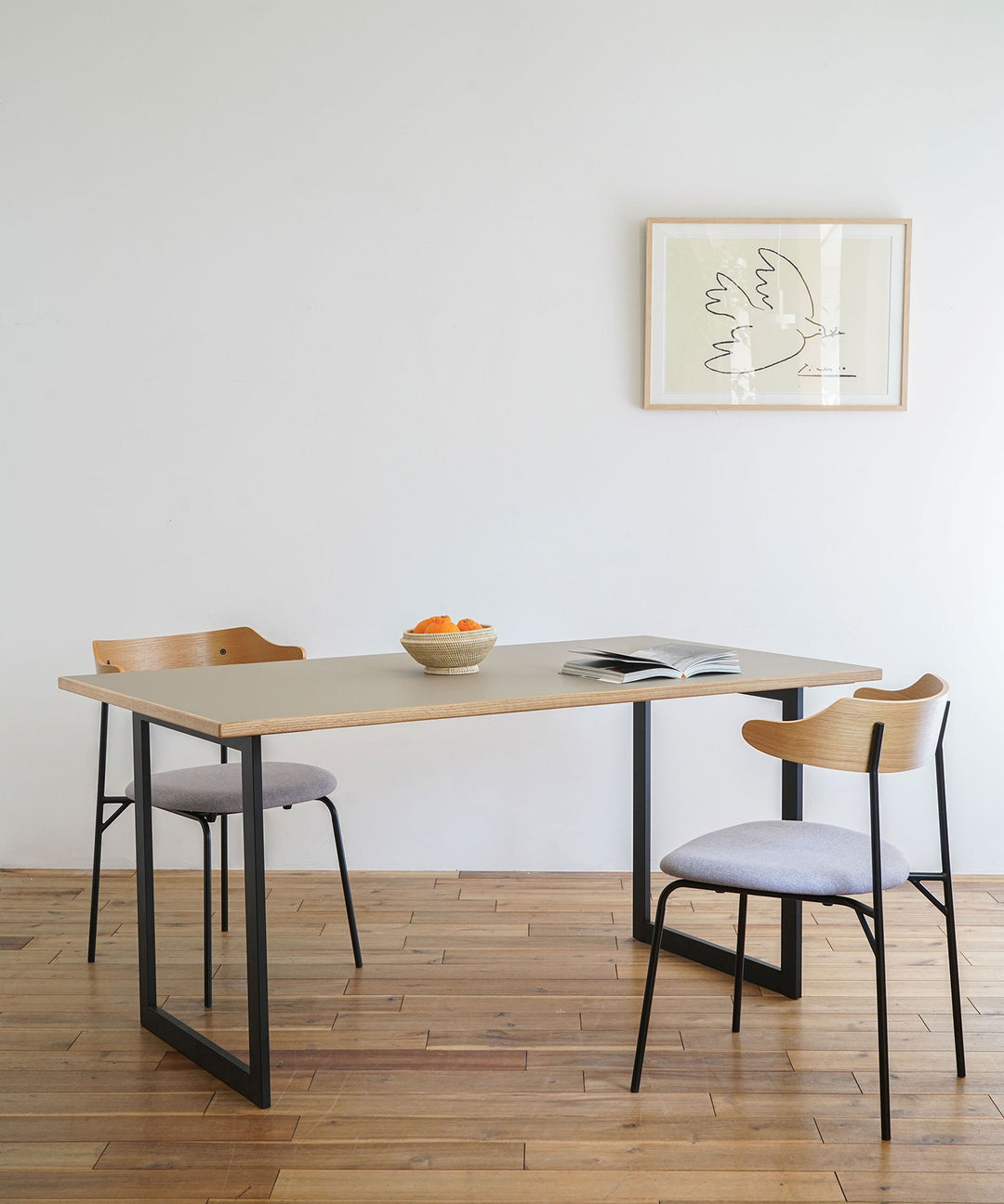 CONTE ダイニングテーブル｜最先端素材FENIX採用の高機能ダイニング