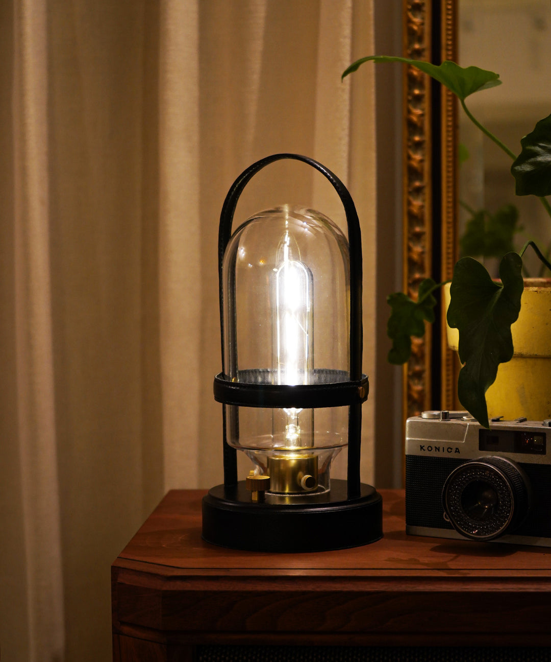 ecruxe（エクリュクス）CYLIN PORTABLE LAMP｜シンプルで個性的