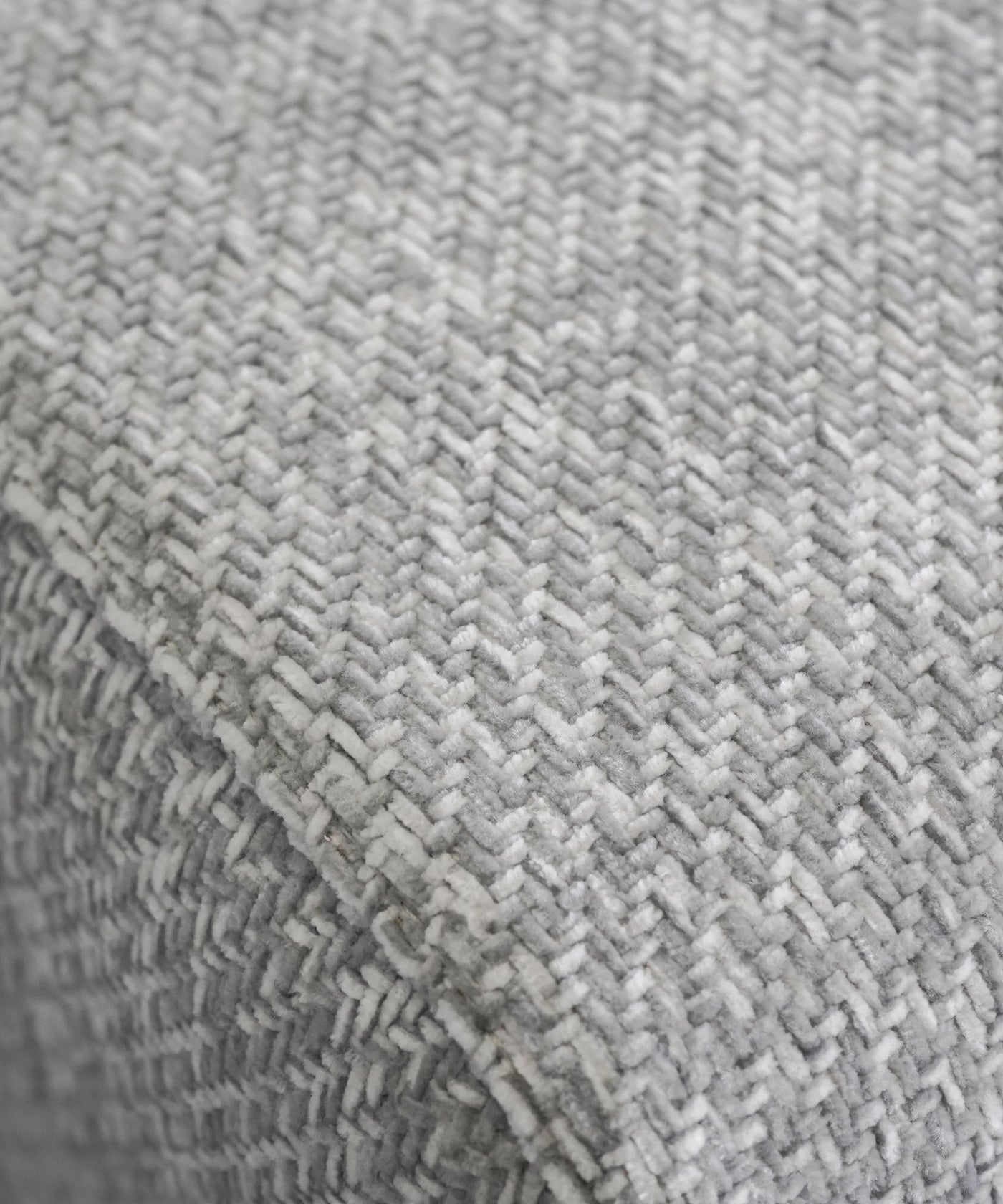 【予約・1月上旬入荷予定】DUO OTTOMAN