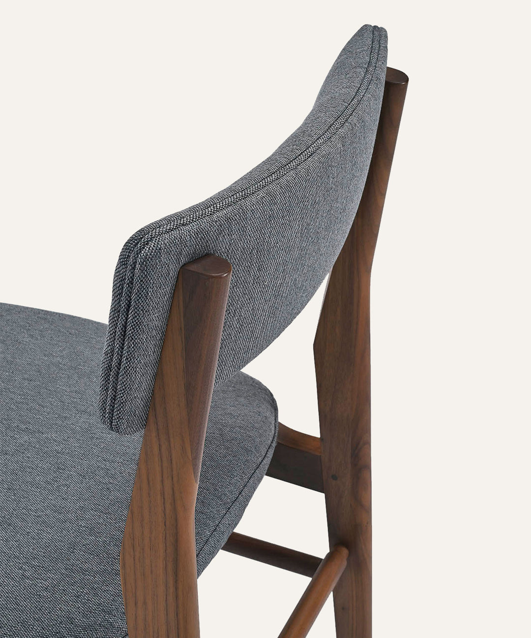 ころん　タイムレスコンフォート　ecruxe エクリュクス ecruxe（エクリュクス）CARINA CHAIR BROWN - シックなデザイン