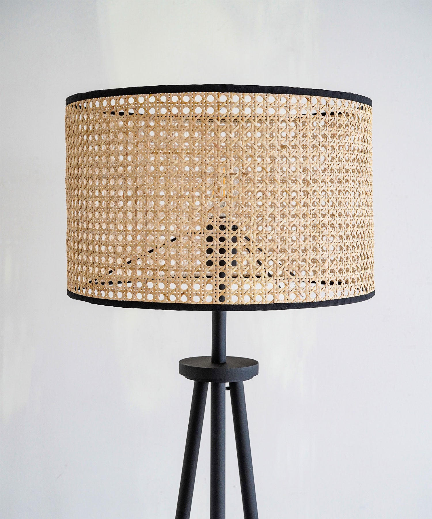 HEMMING FLOOR LAMP