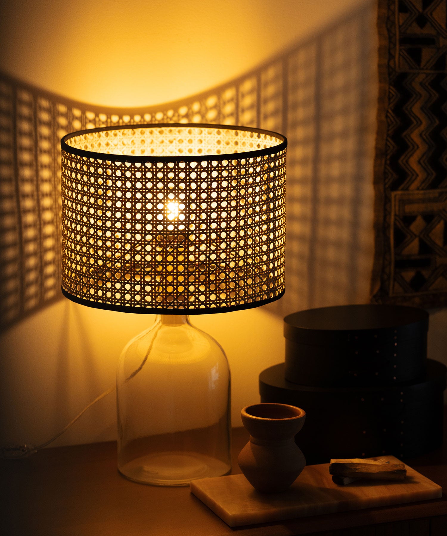 HEMMING GLASS TABLE LAMP
