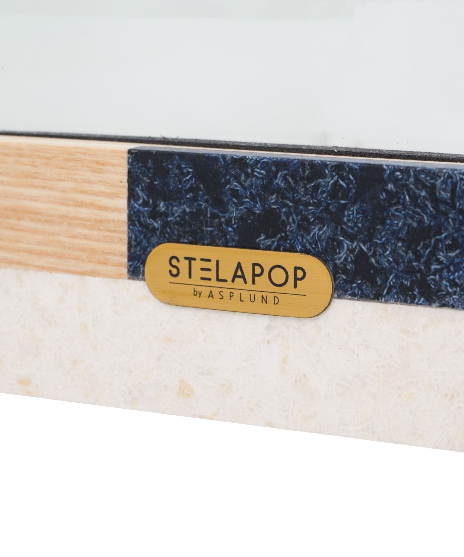 STELAPOPロゴパネル付き