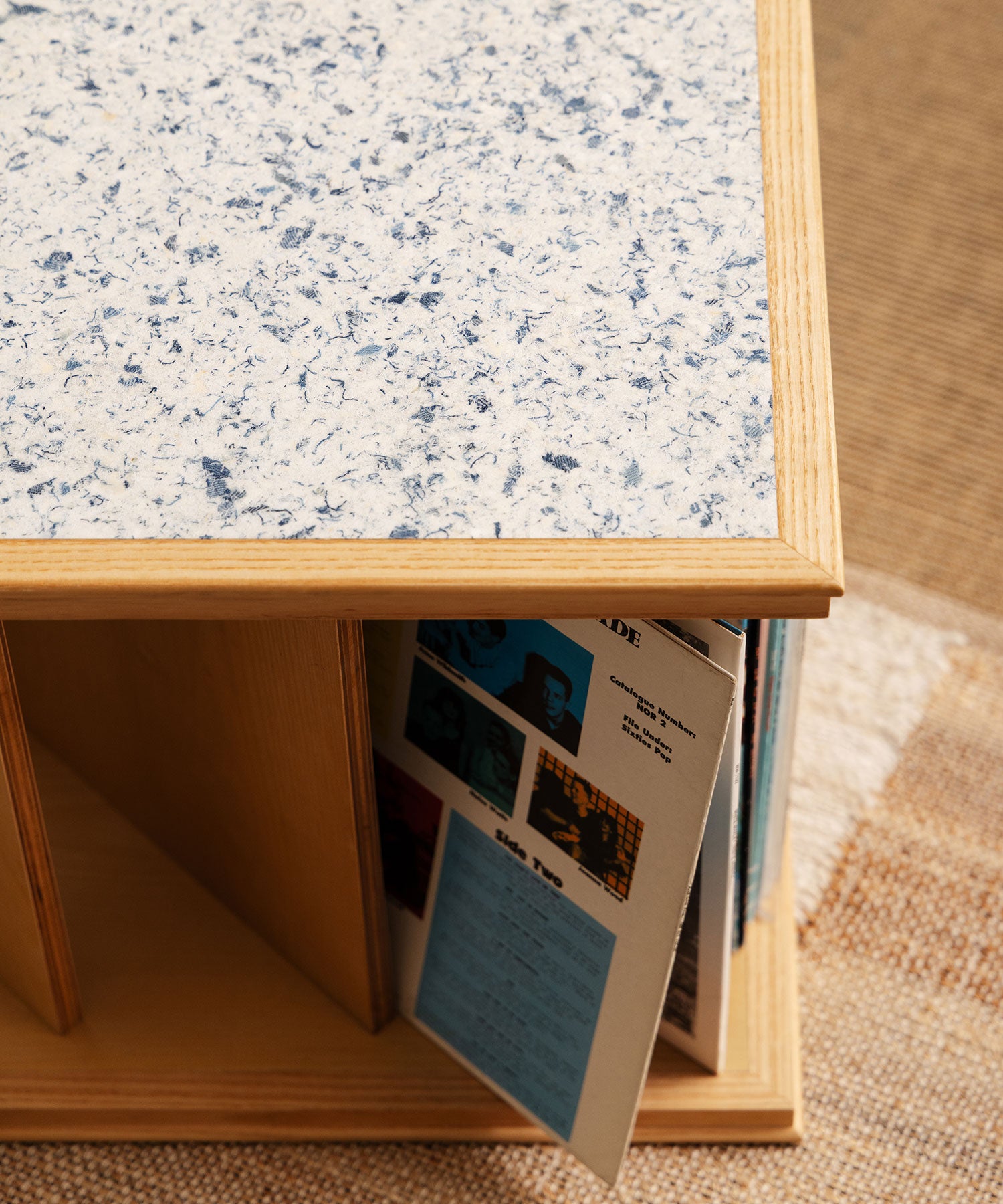 本や雑誌を収納するのもおすすめ