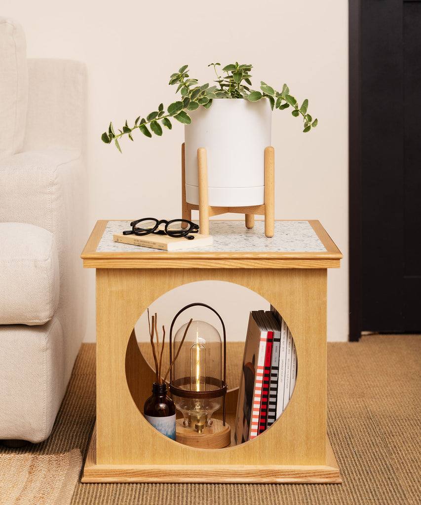 ecruxe エクリュクス / スクエア サイドテーブル｜収納もできる