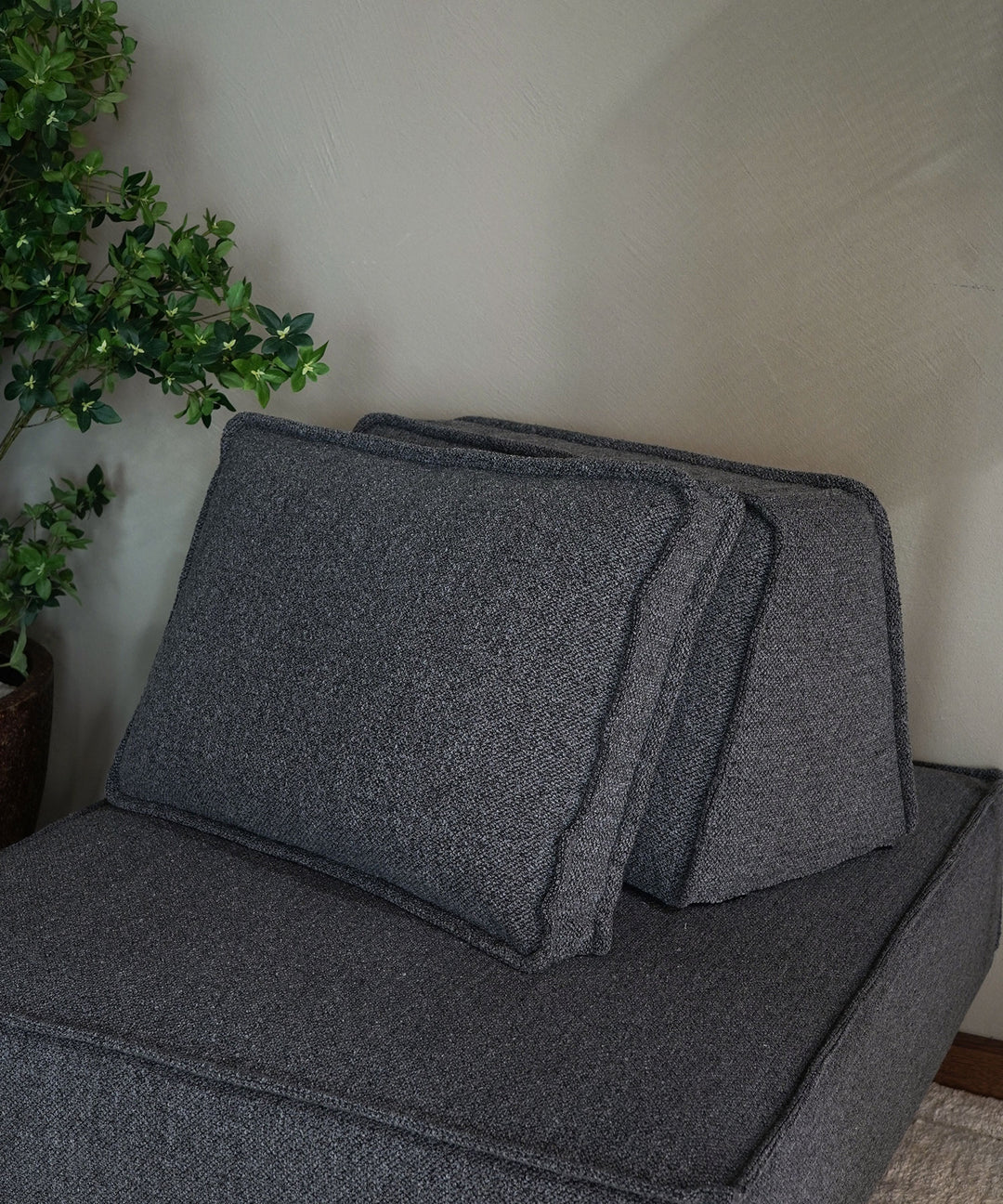 ecruxe（エクリュクス）｜TOFU アイランドバッククッション